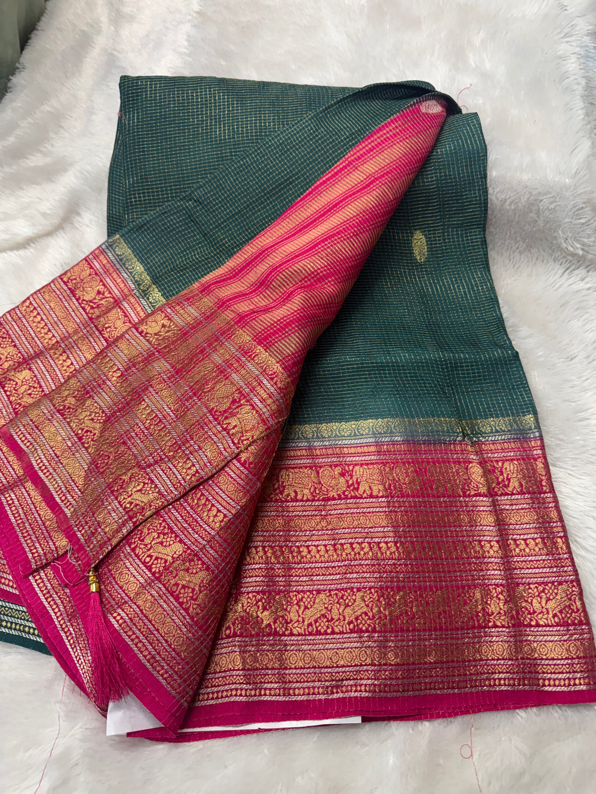 Vintage checks saree-SR1306D