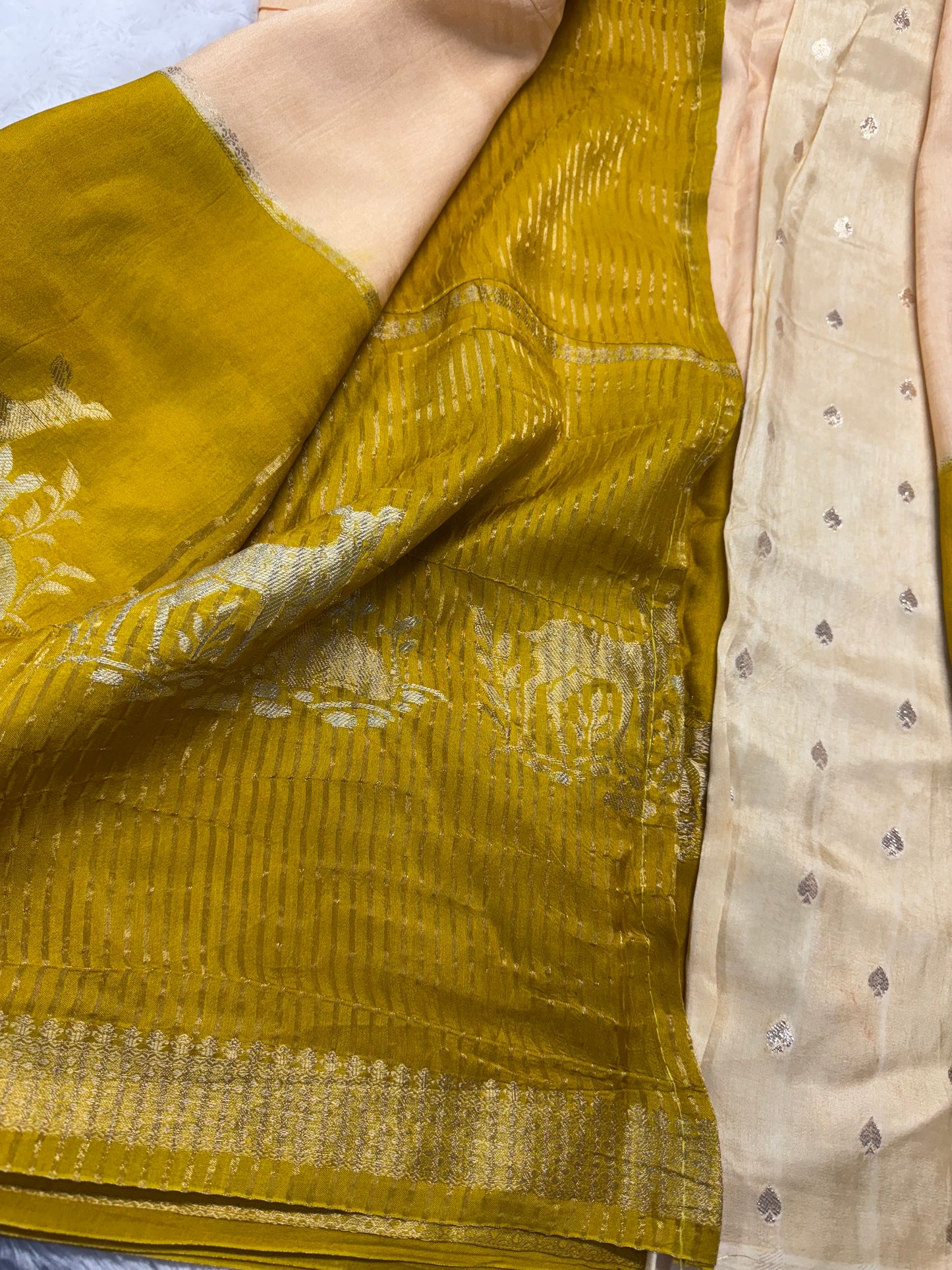 Mysore dola crepe silk saree-SR1159E