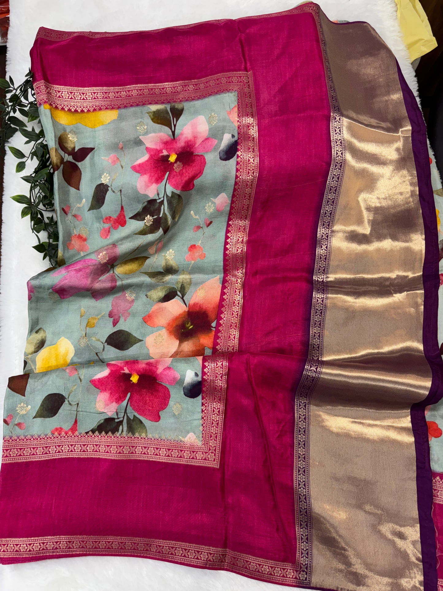 Munga Silk Gap Border Saree