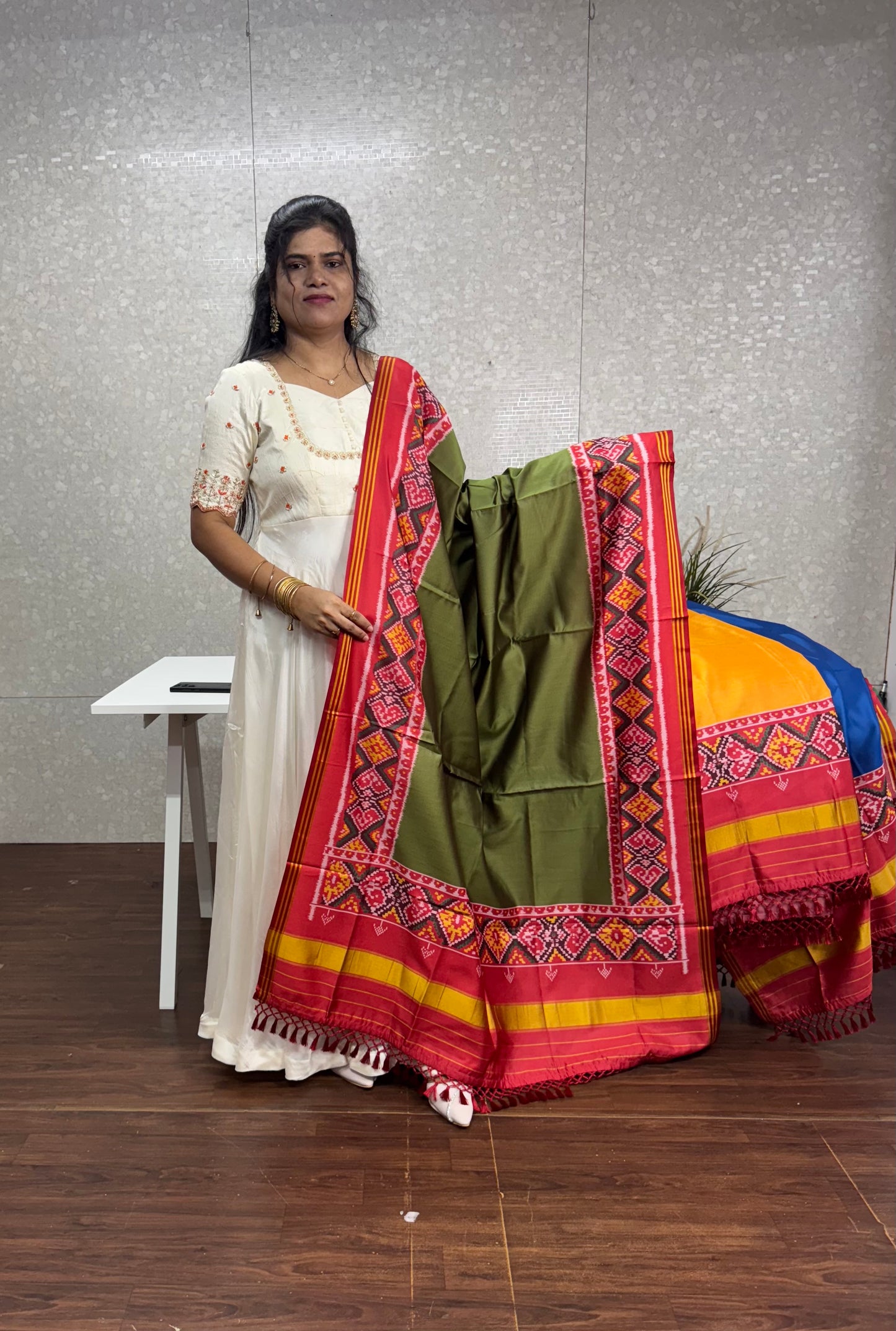 Patola dupatta -SRD001F