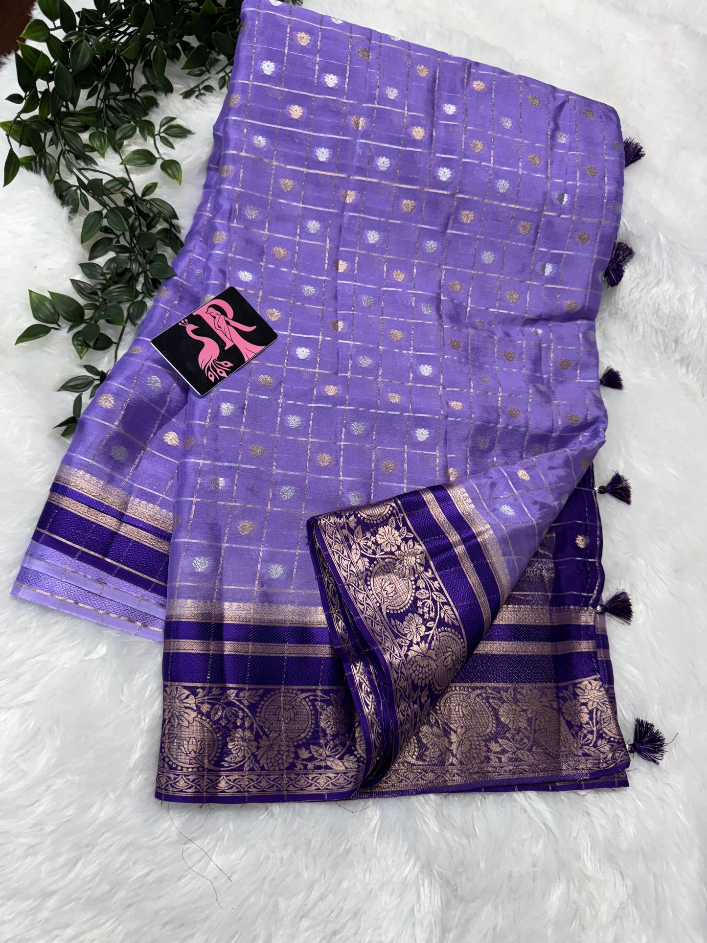 Pure Chinnon zari checks -SR1041E