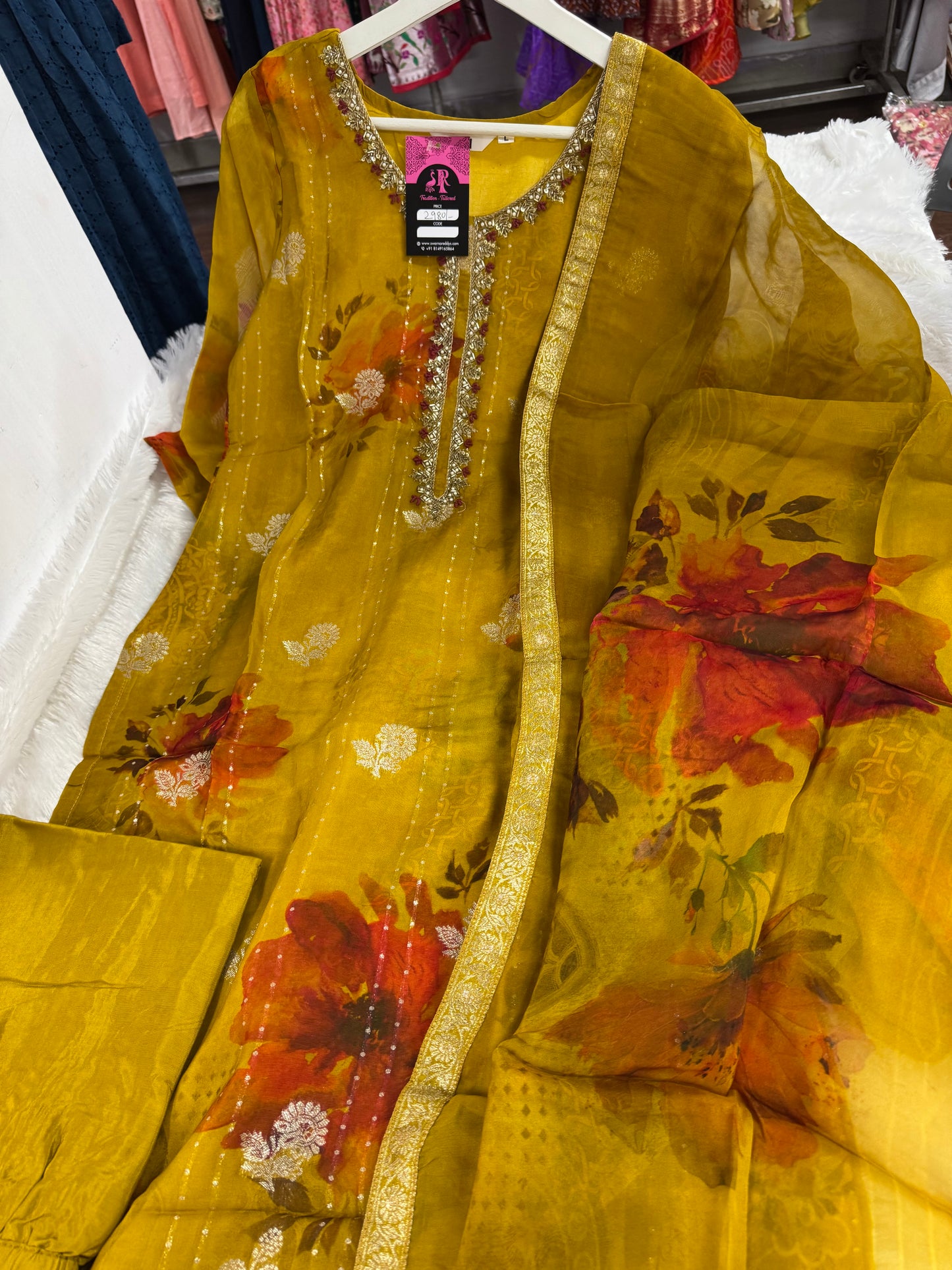 Banarasi salwar suit-SRS012