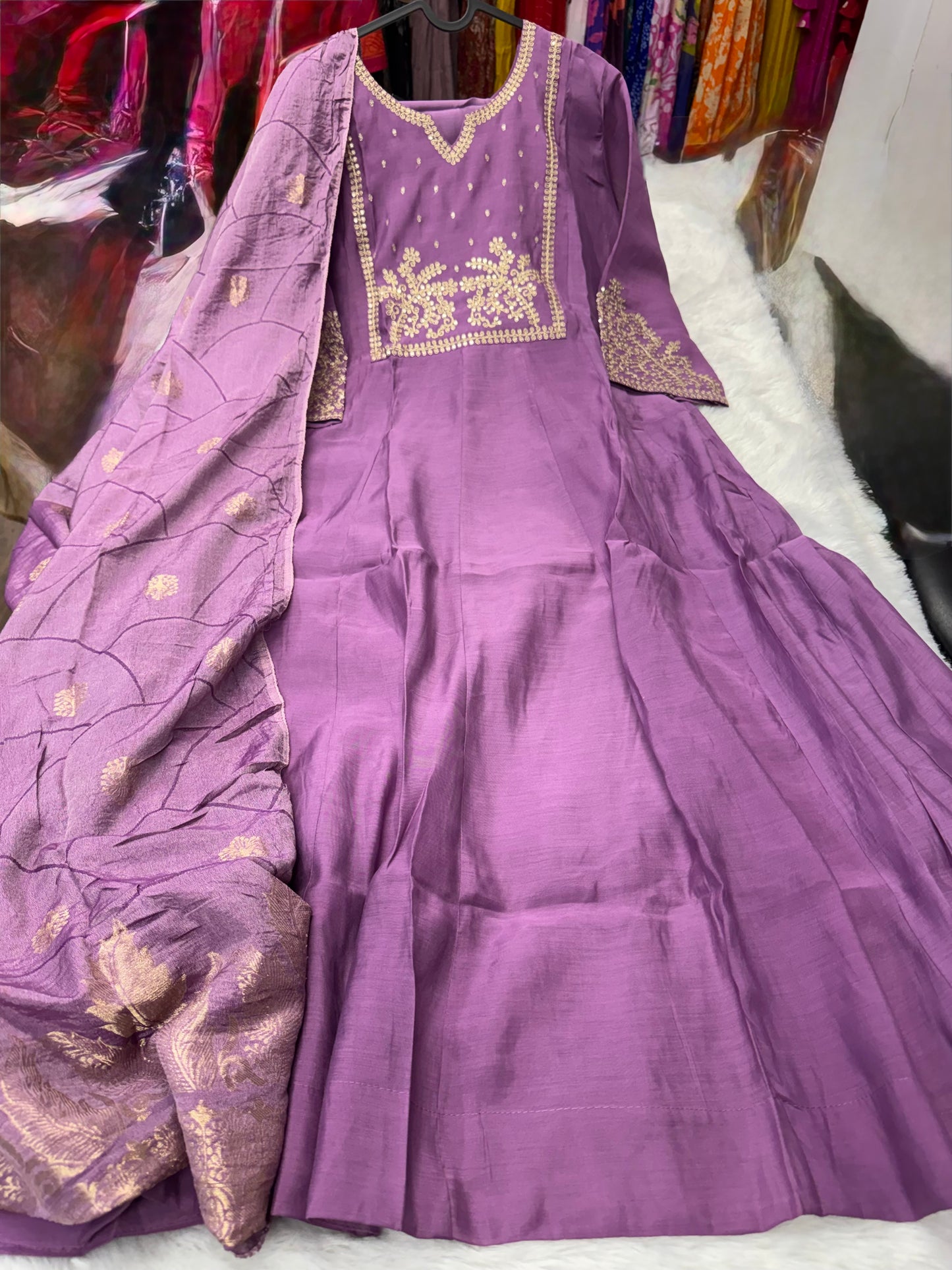 Mulchanderi handwork suit-SRS059A
