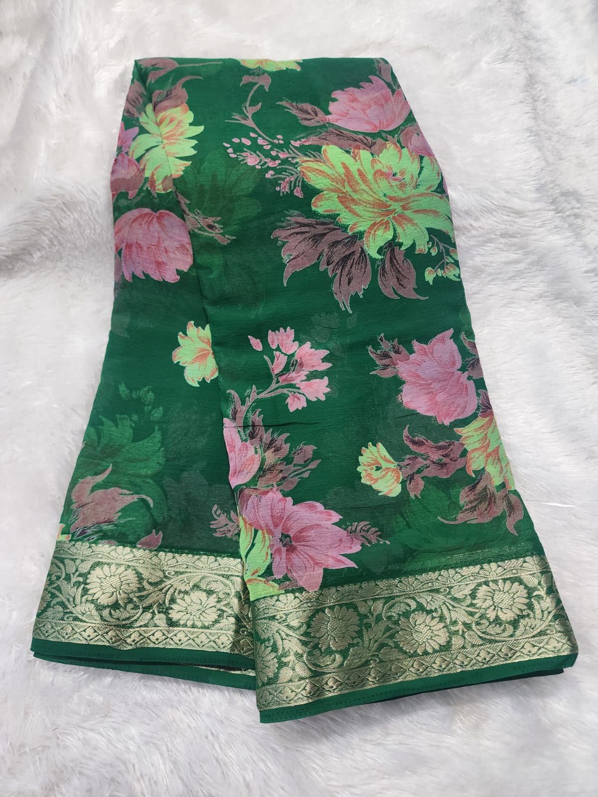 Soft chinnon digital print saree-SR1304D