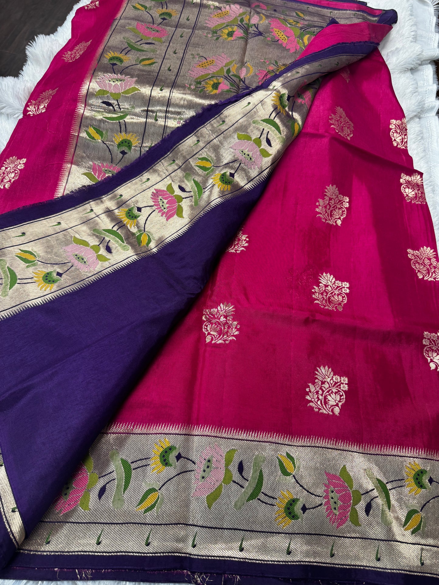 Munga crepe paithani saree-SR1238D