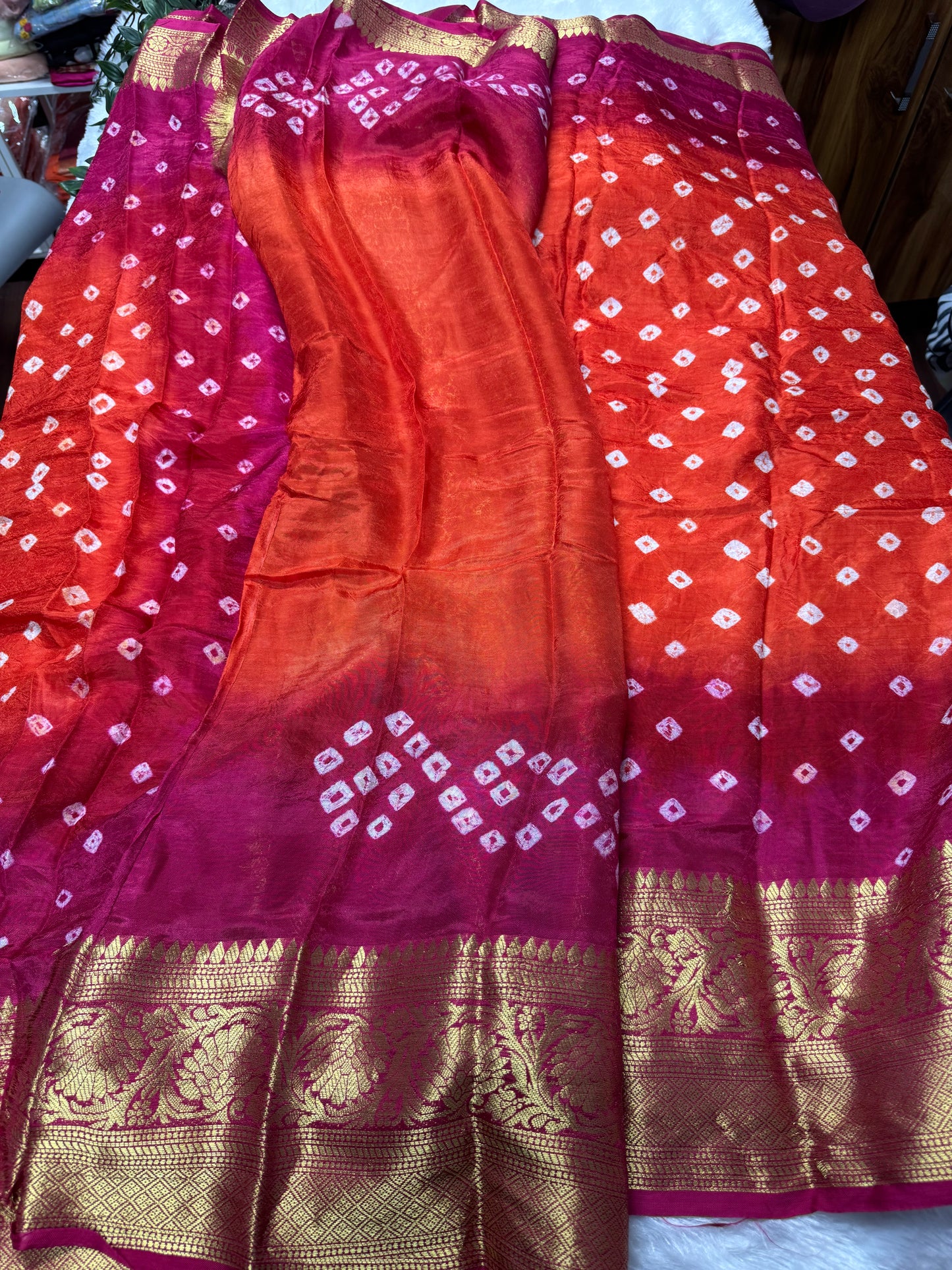Kanchi Bandhini saree..-SR1025A