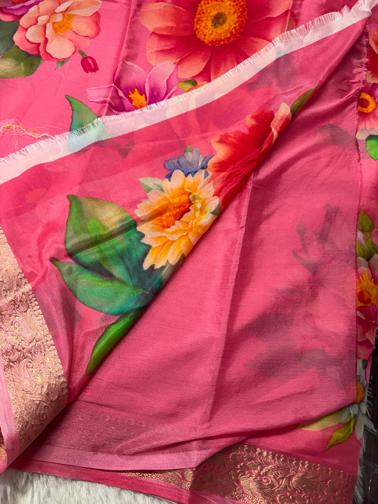 Chinnon digital print saree-SR1209A