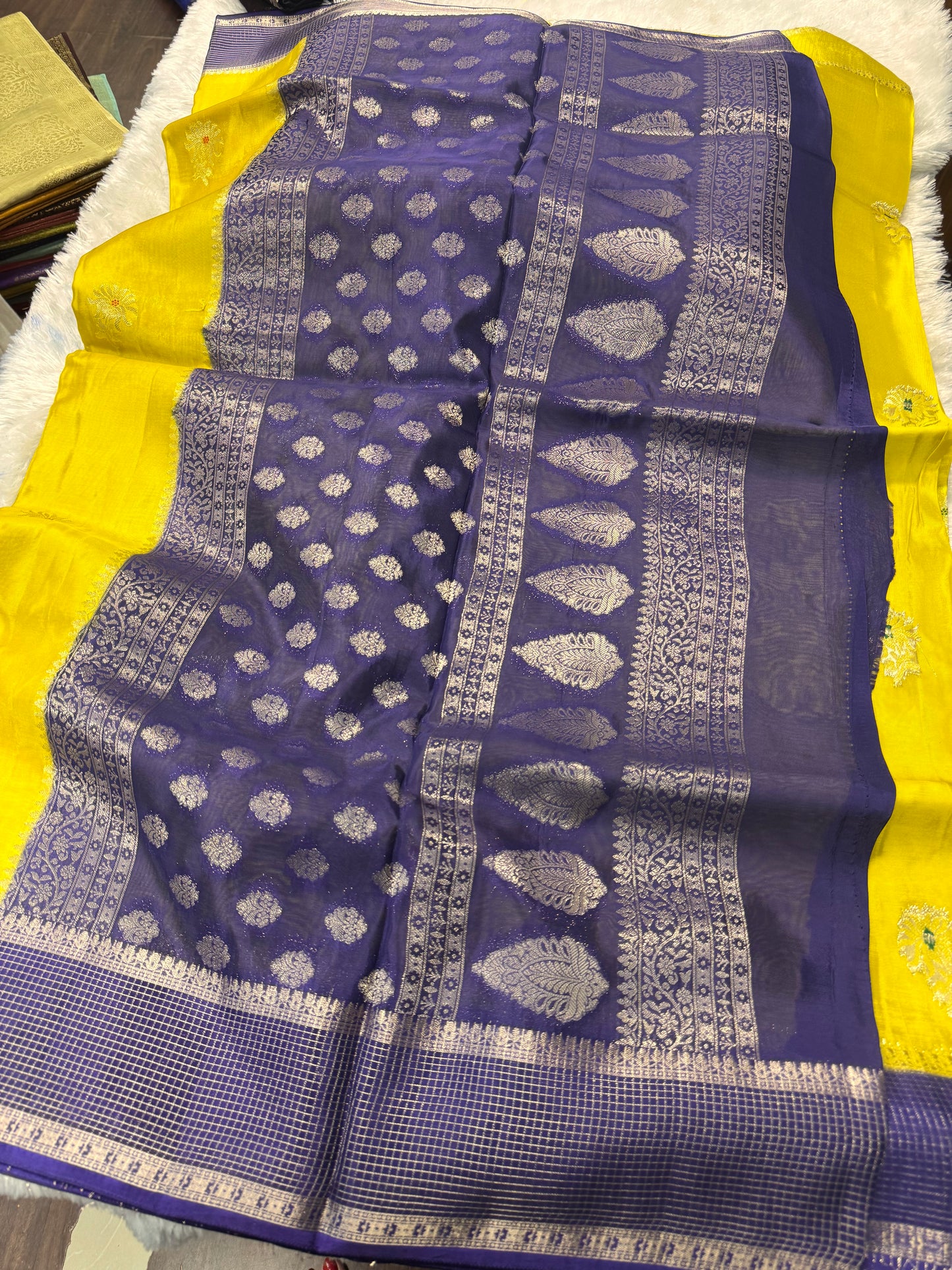 HO silk checks borders weaving pallu-SR1277A
