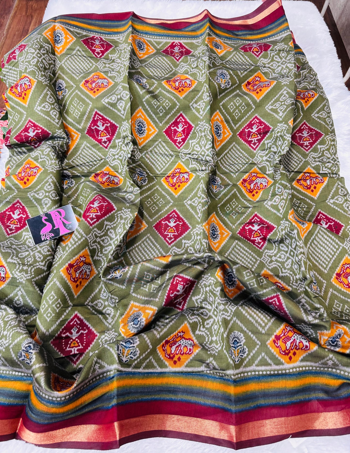 Maheswari silk Patola saree-SR1038E