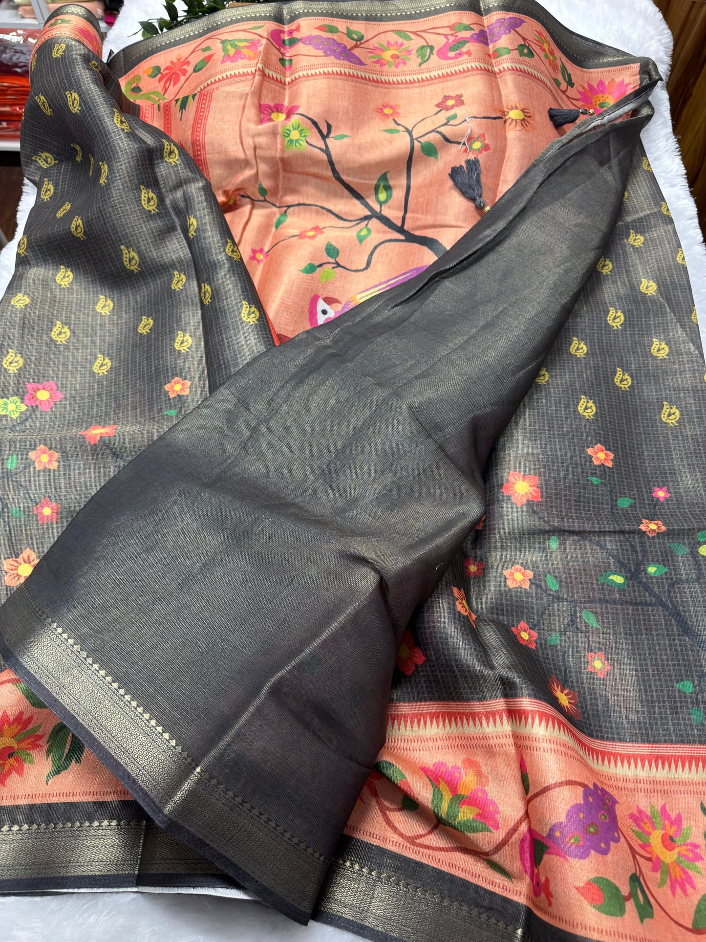 Banarasi Paithani tissue-SRS1017E