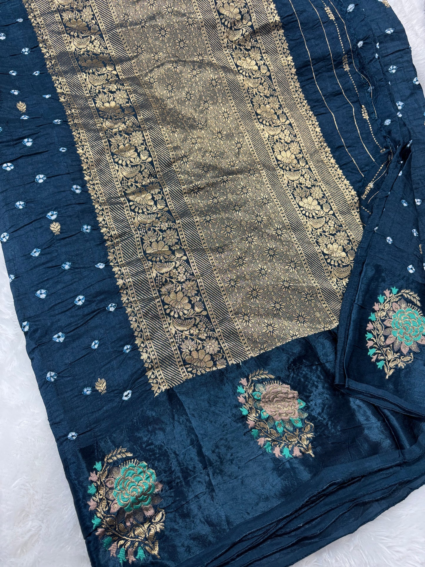 Munga Tassar Bandhini-SR1075F