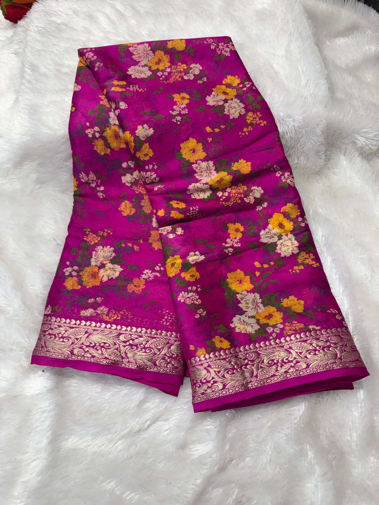 Chinnon floral saree-SR1229E