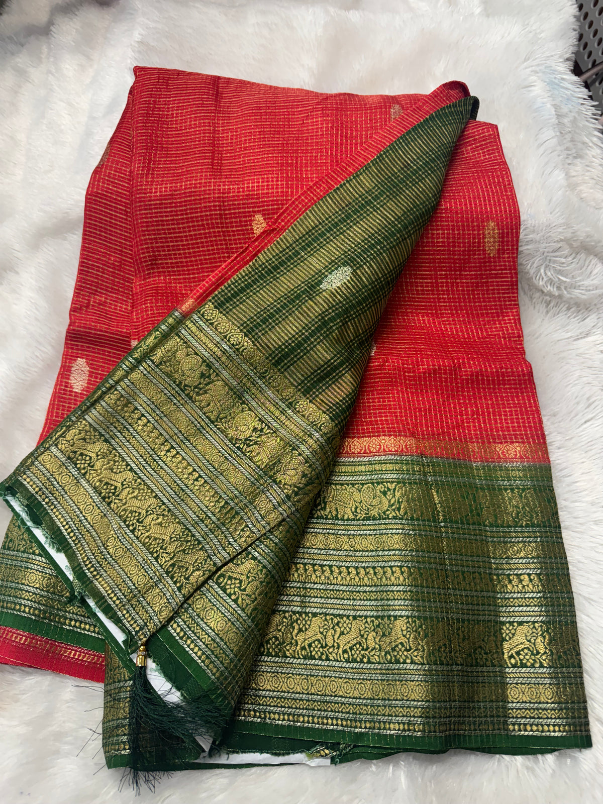 Vintage checks saree-SR1306H