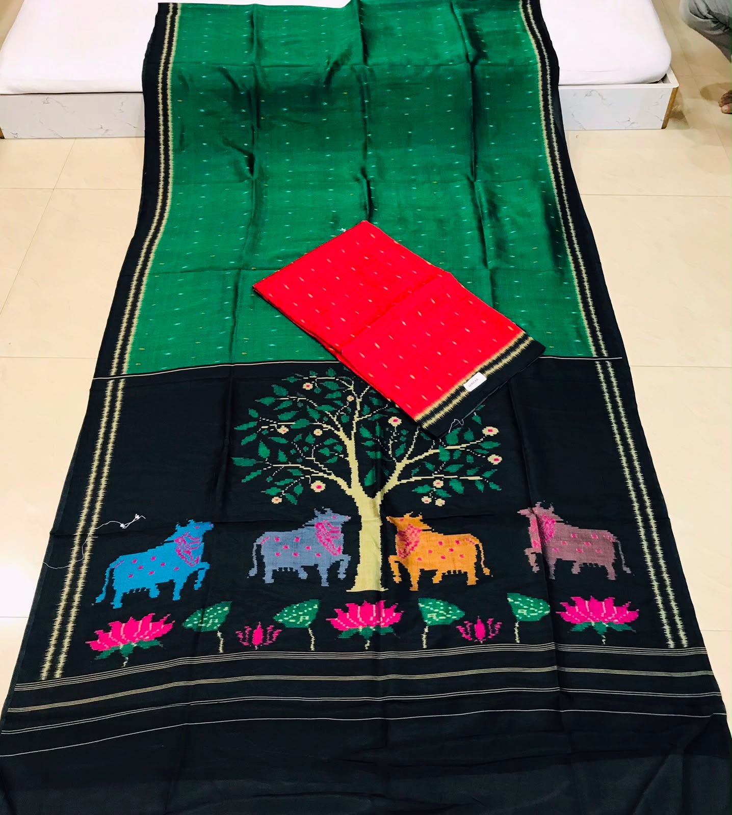 Matka crepe silk Jamdhani saree-SR1247