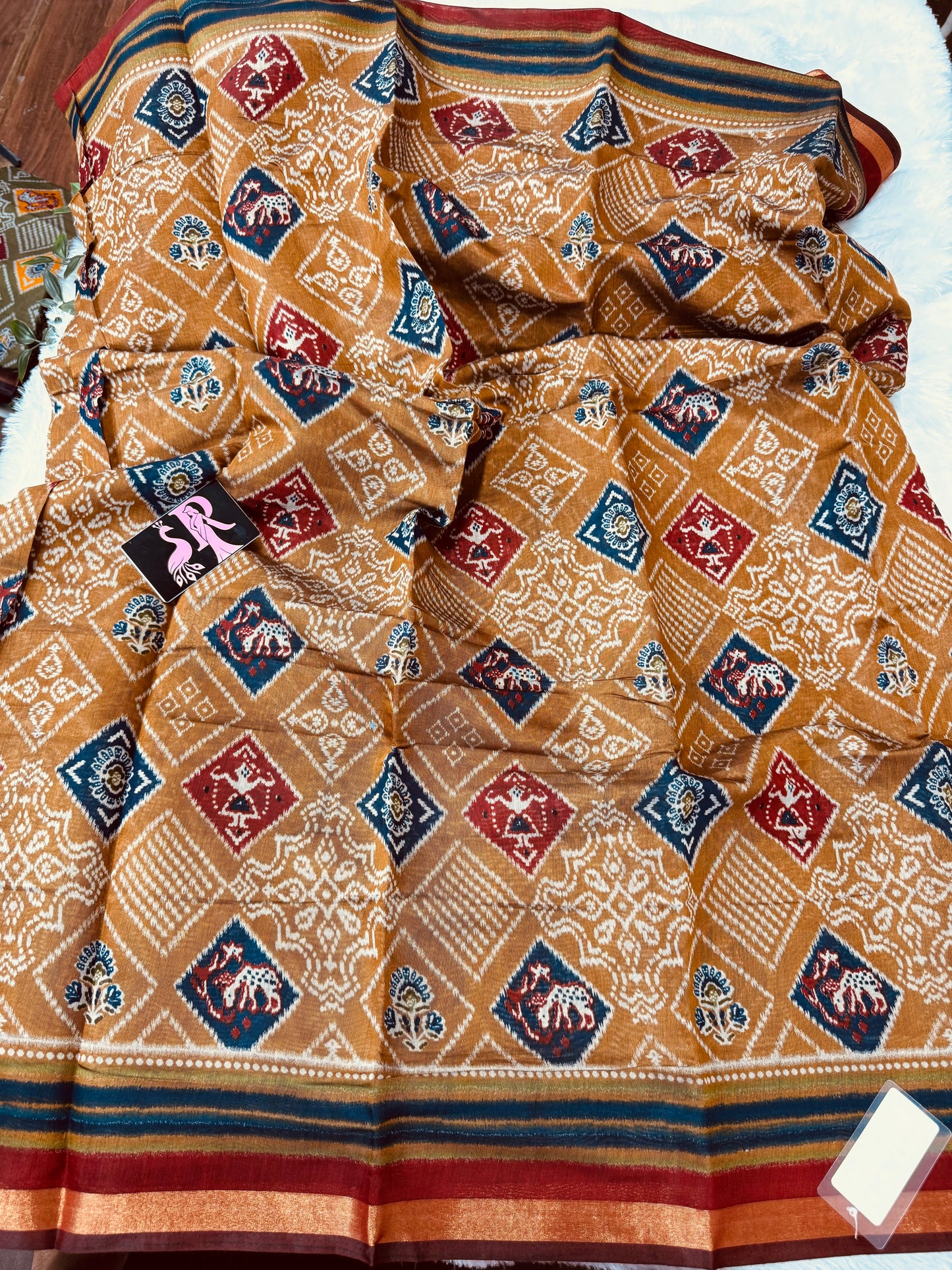 Maheswari silk Patola saree-SR1038B