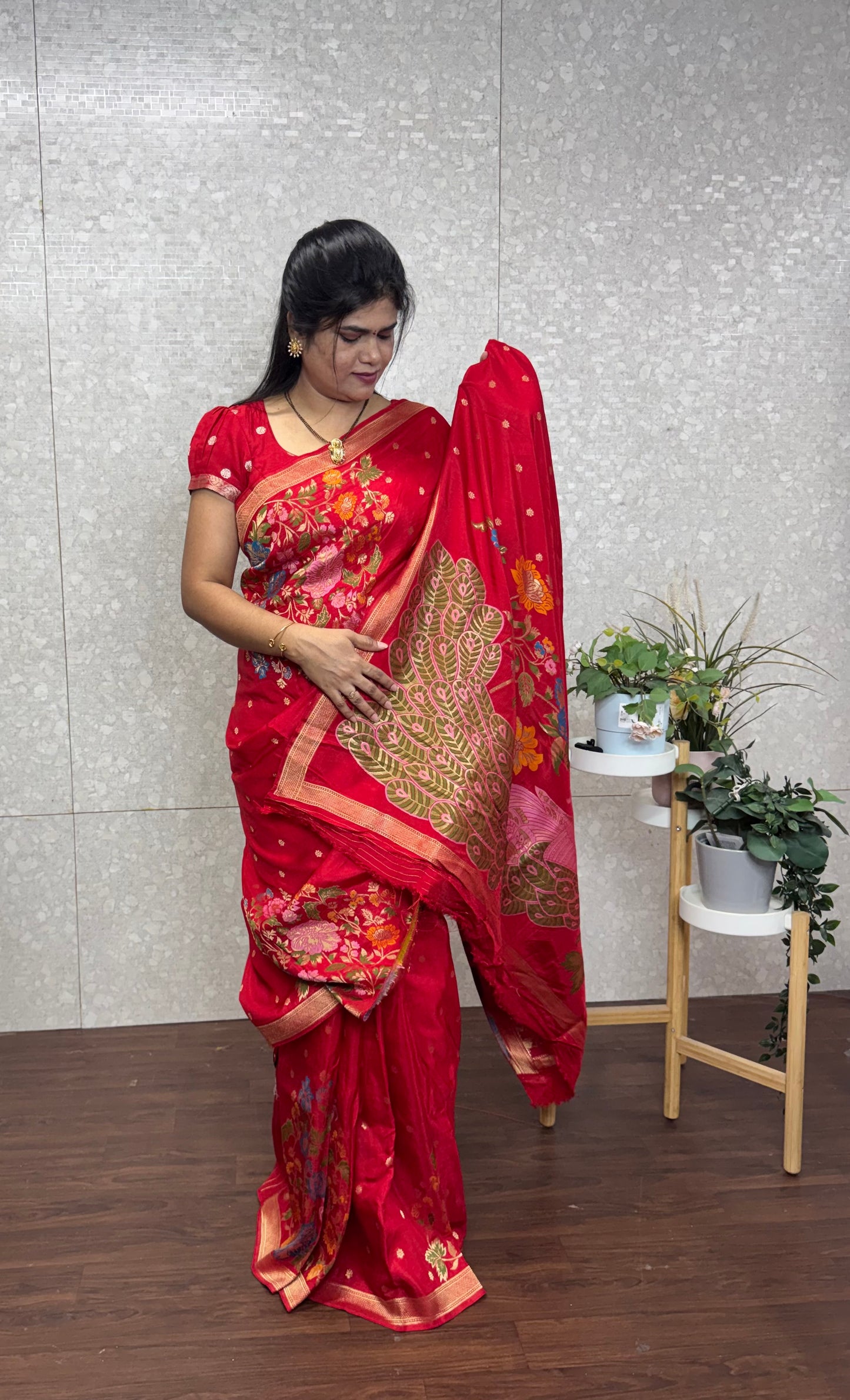 Munga crepe meenakari -SR1194A