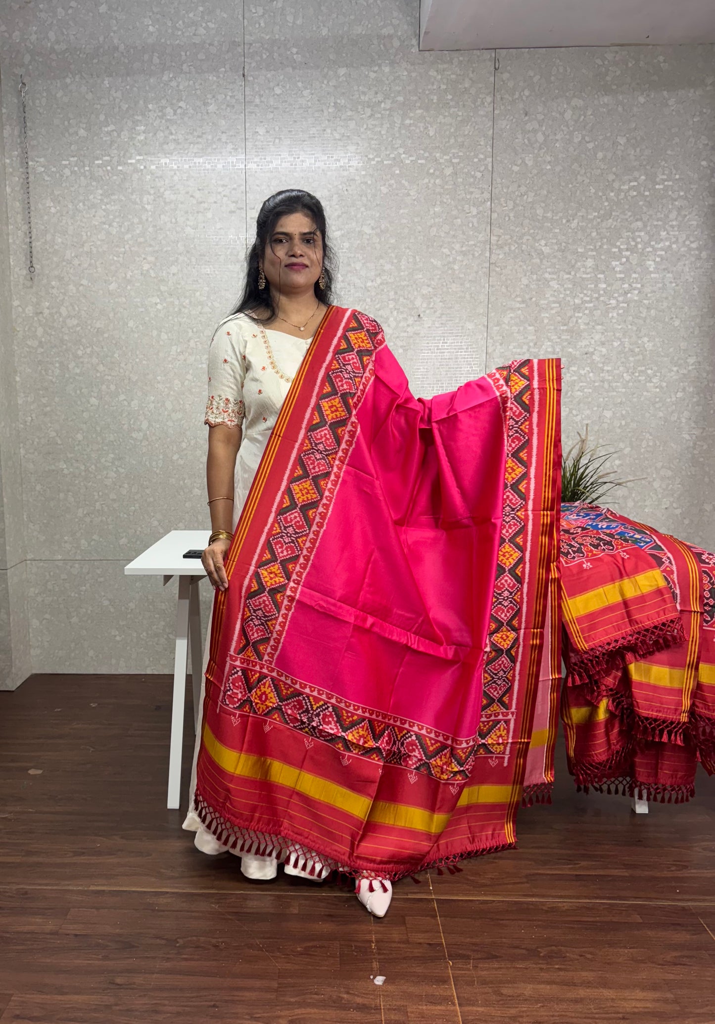 Patola dupatta-SRD001D