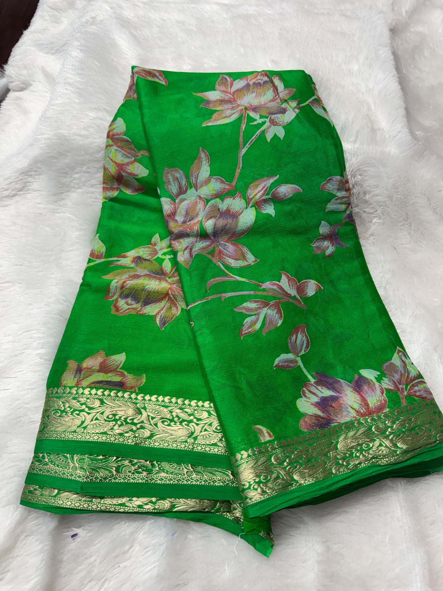 Soft chinnon Digital print saree-SR1255D