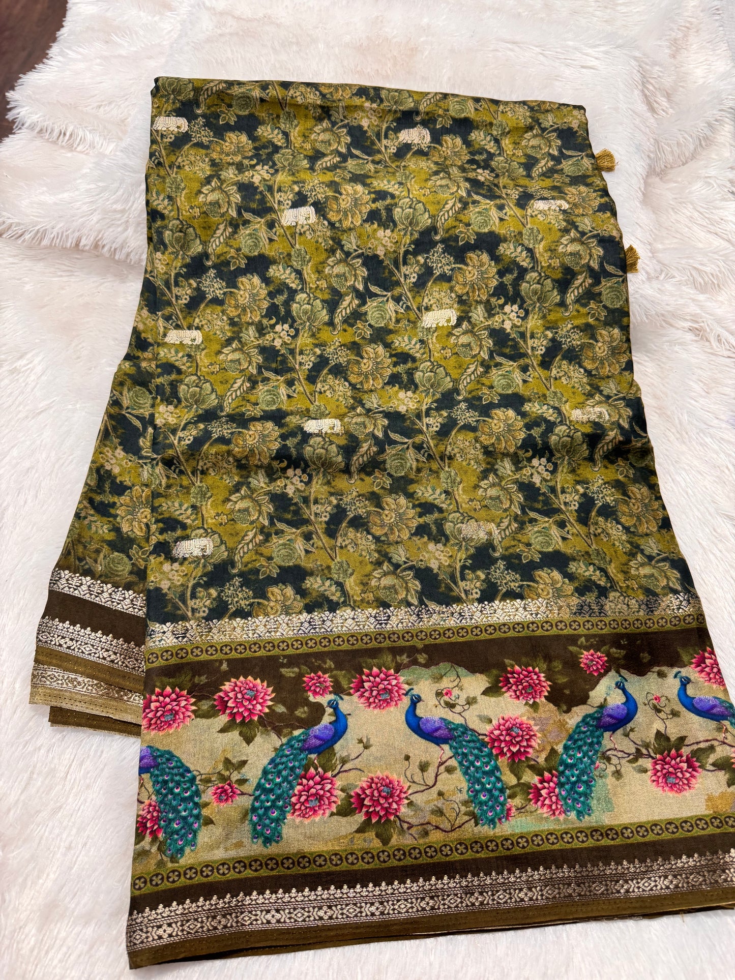 Pure Dola silk saree-SR1295B