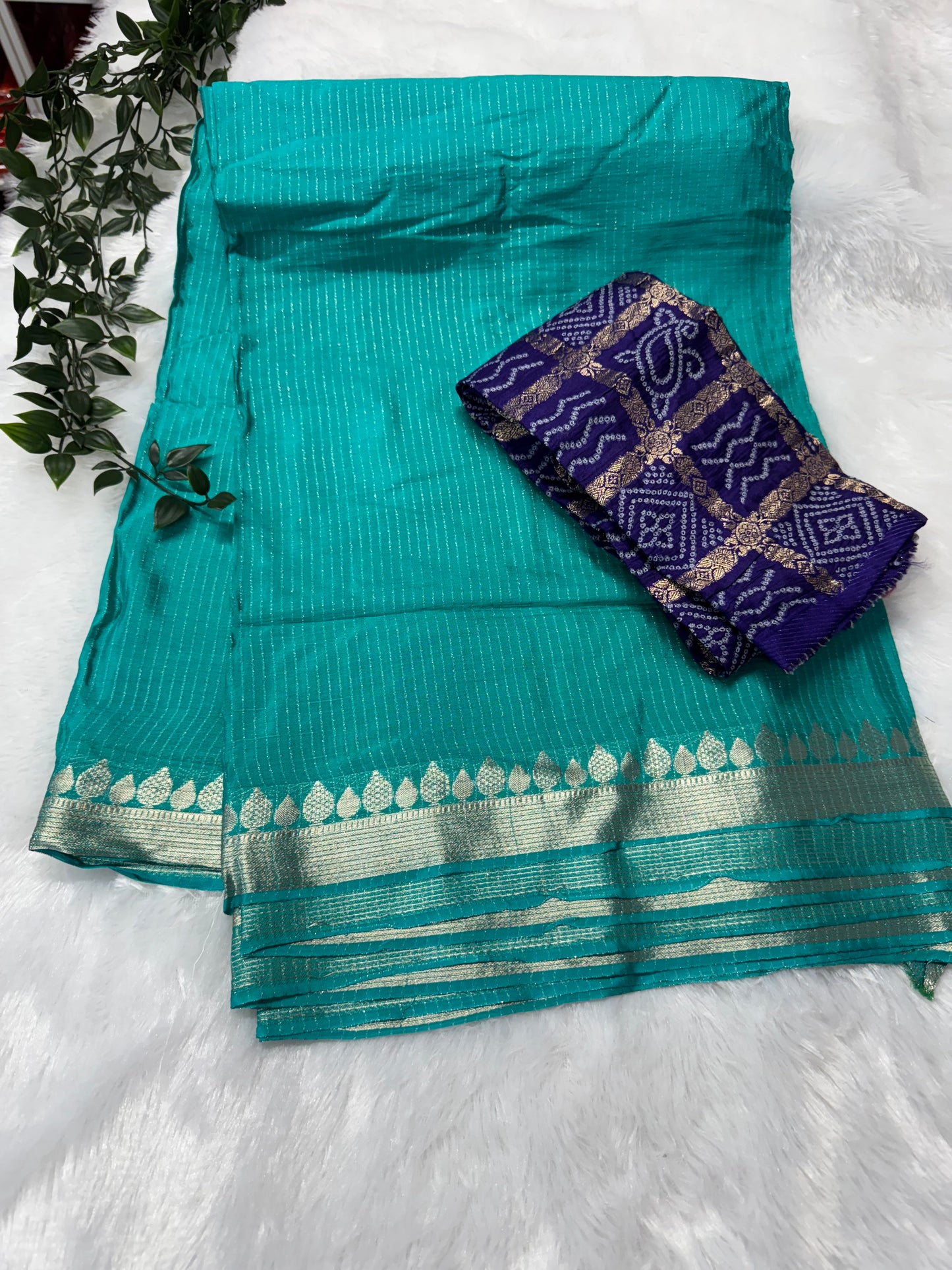 Pure Chinnon crepe silk saree-SR1027E