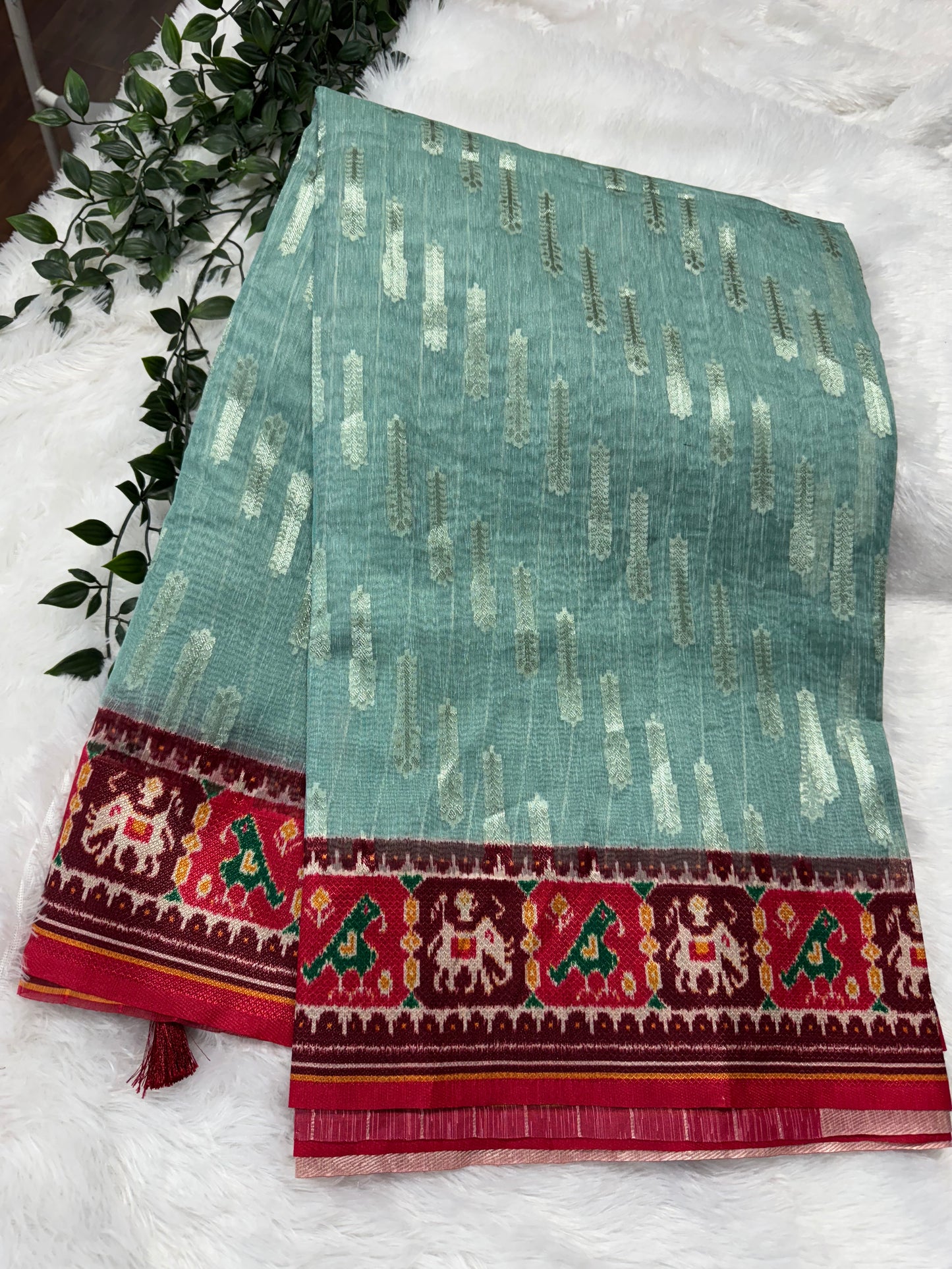 Kora silk Patola saree-SR1172A