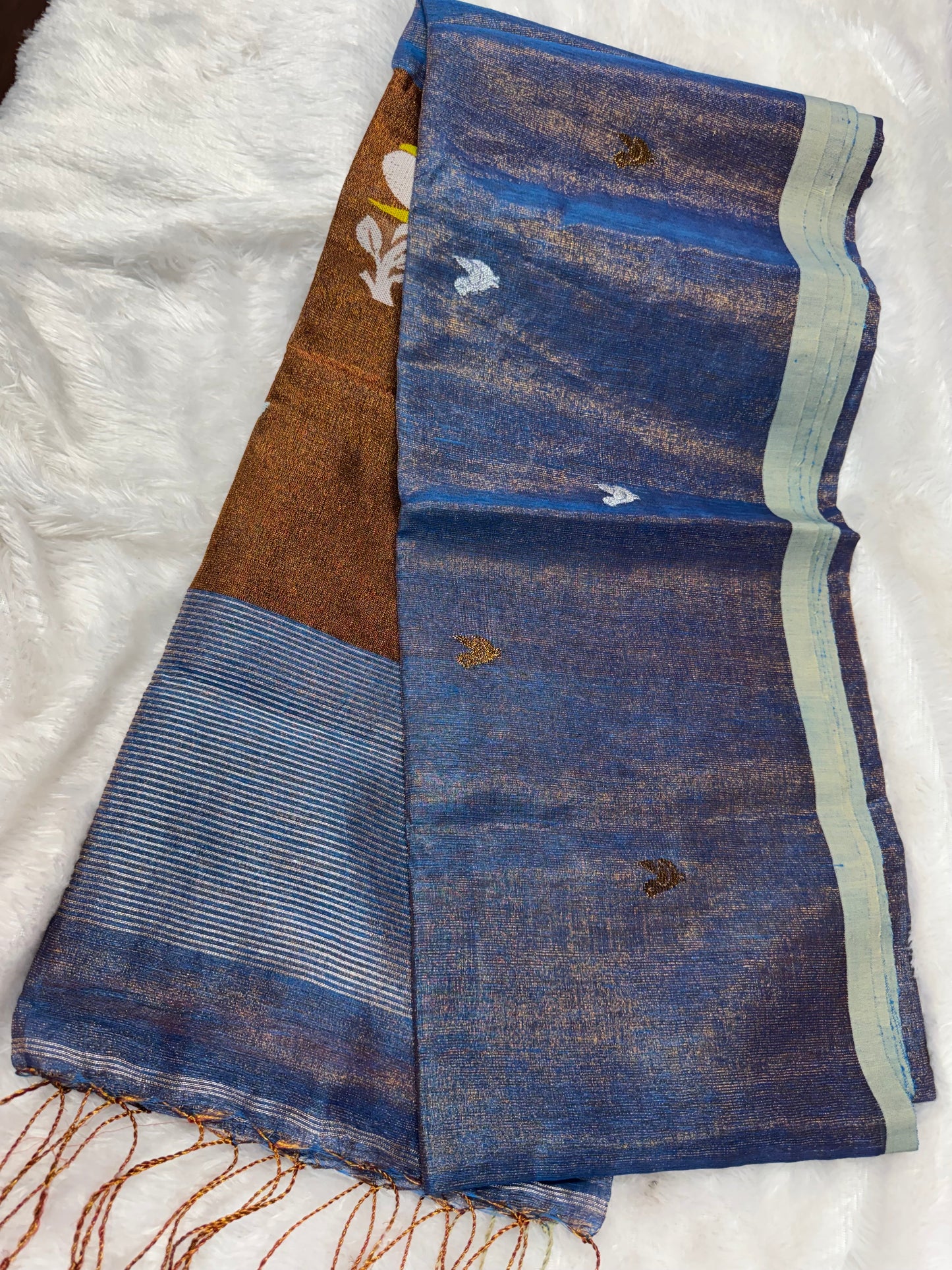 Linen tissue peacock motifs-SR1212C