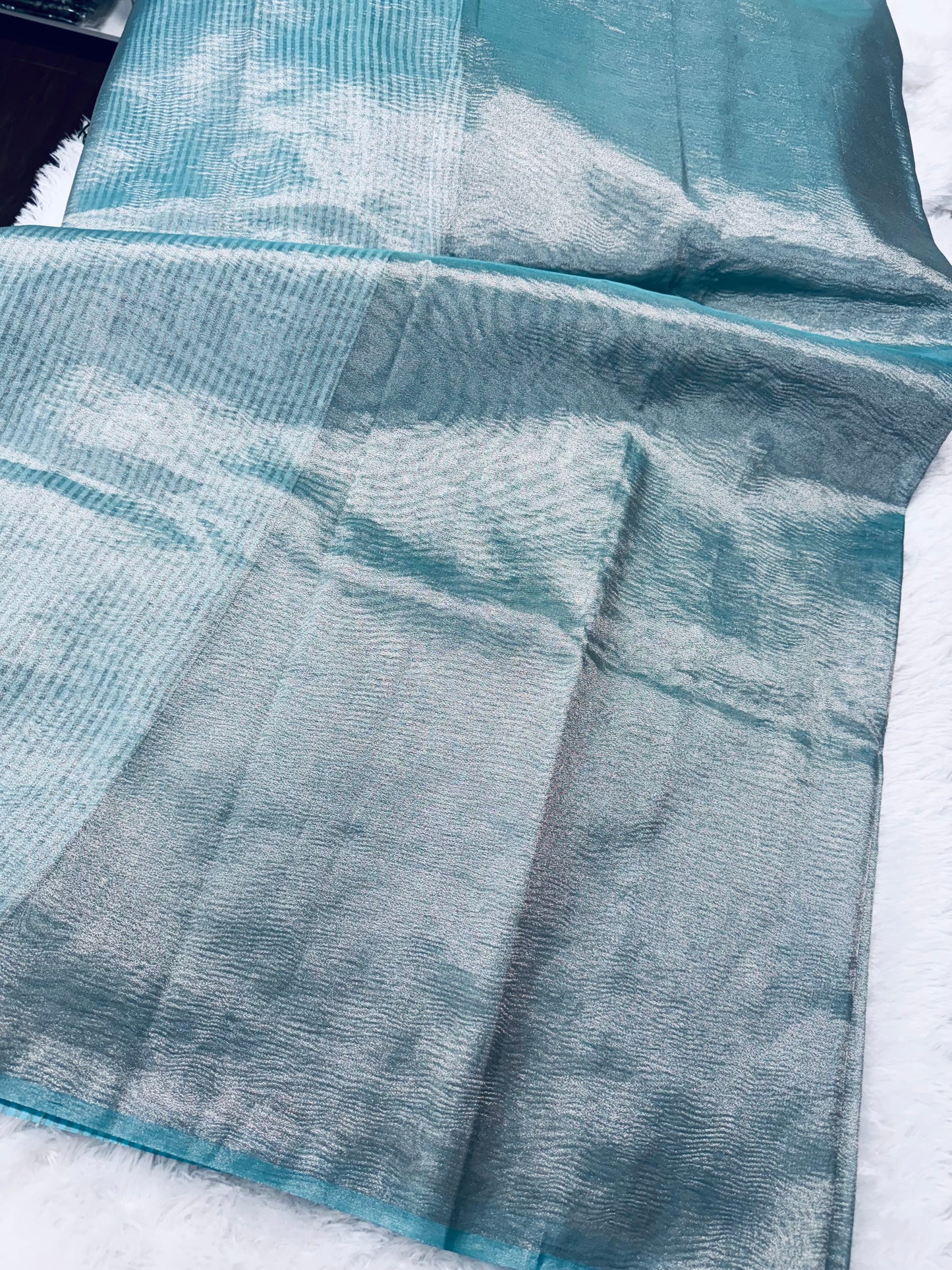 Crush tissue saree-SRS028B