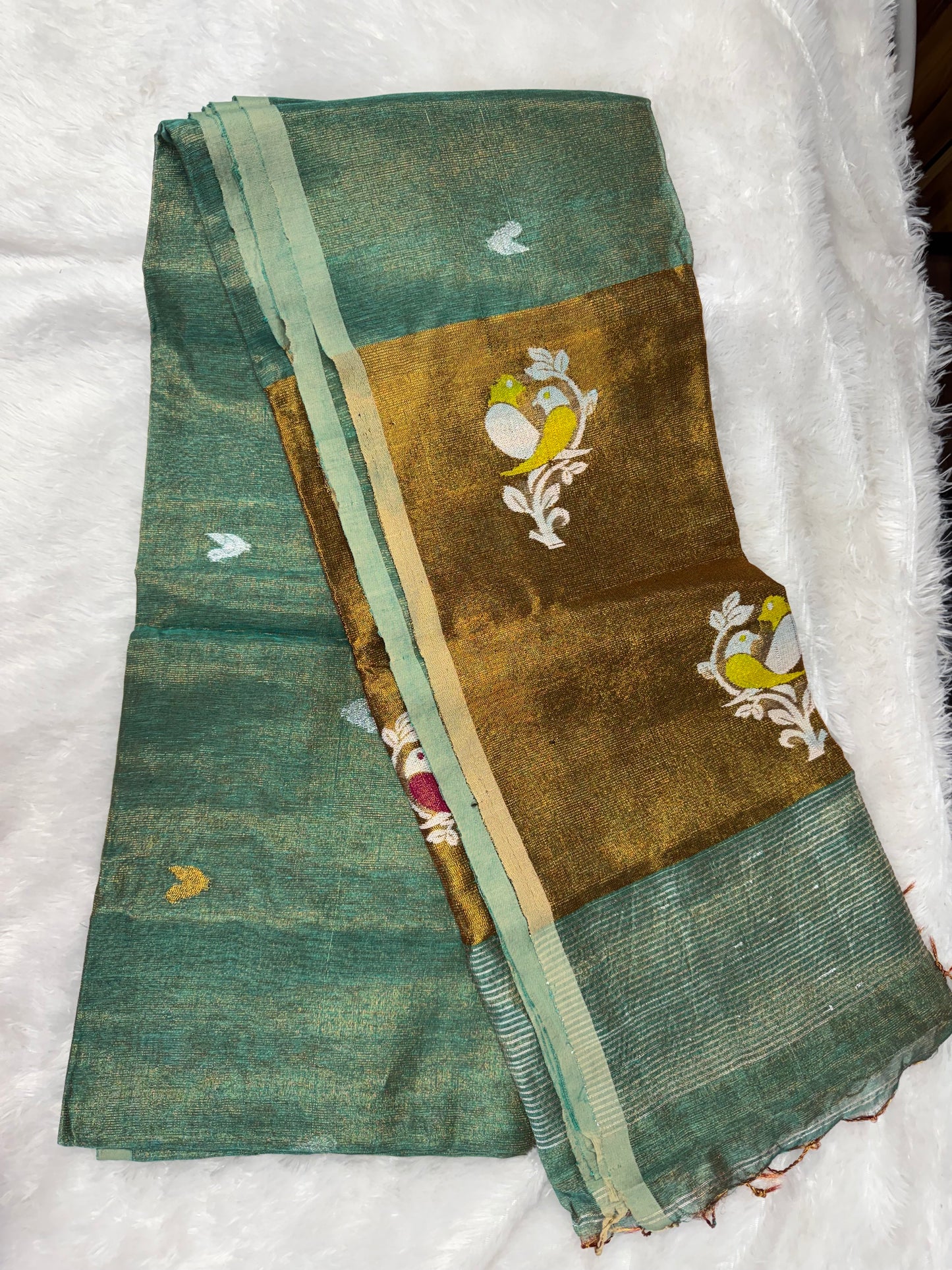 Linen tissue peacock motifs-SR1212A