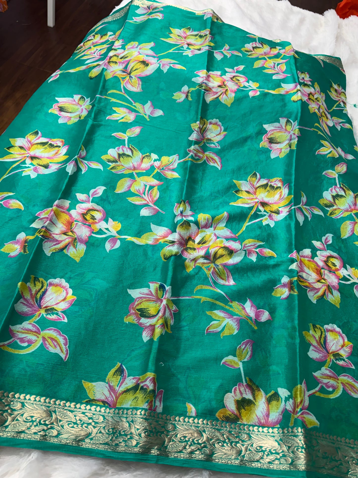Chinnon Digital print saree-SR1255E