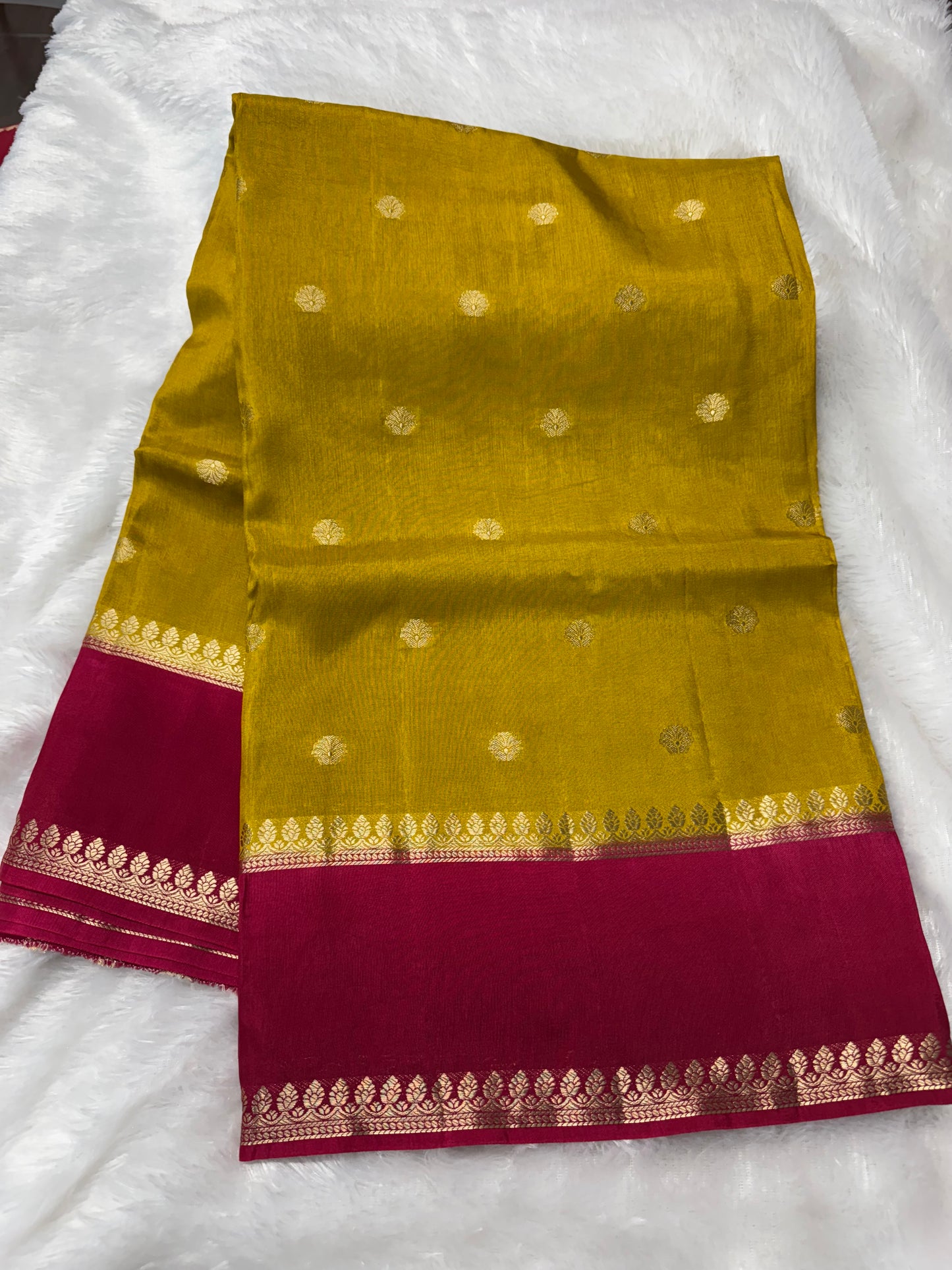 Russian silk vintage saree-SR1176G
