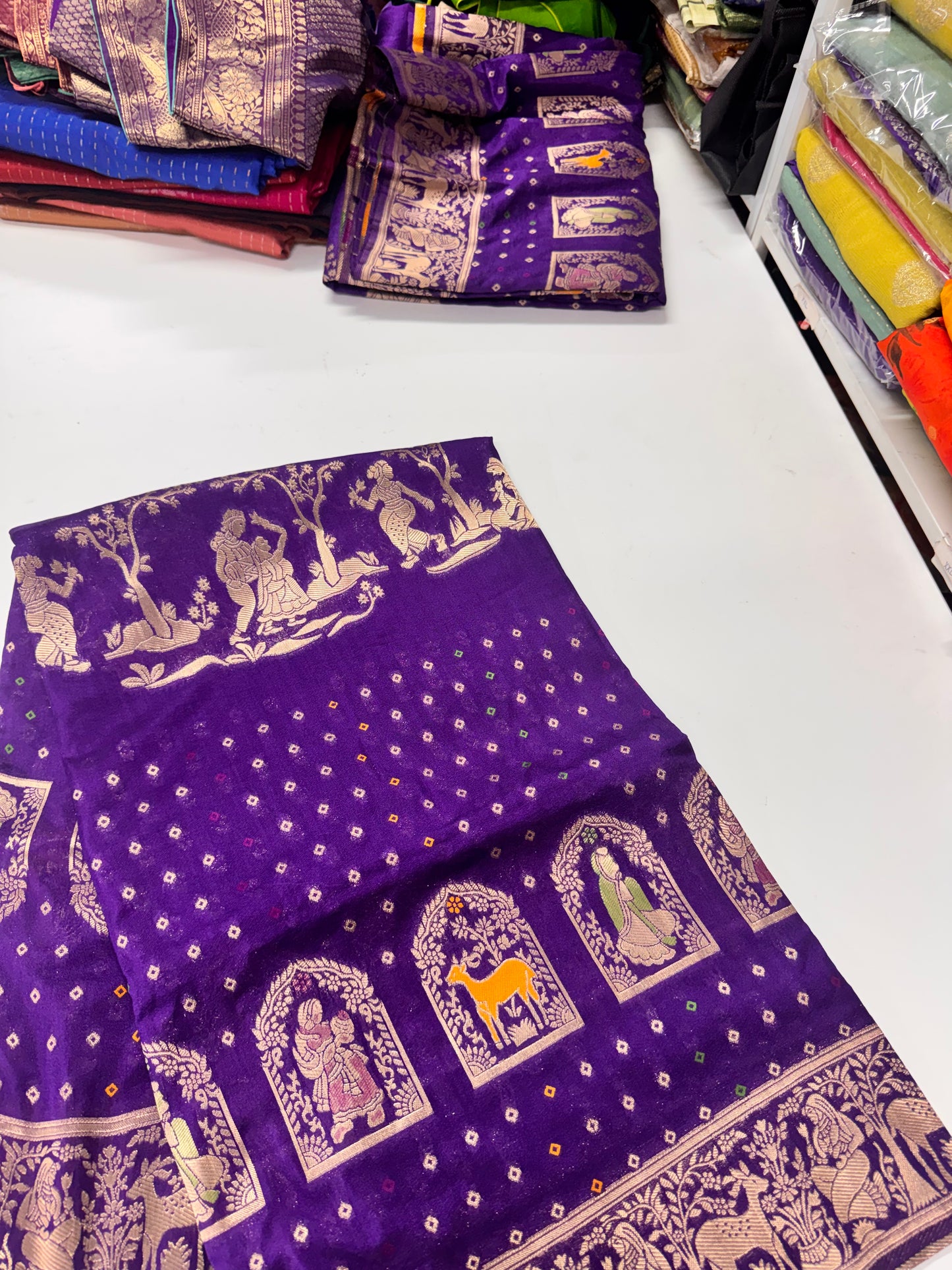 Bandhini weaving saree-SR1285G