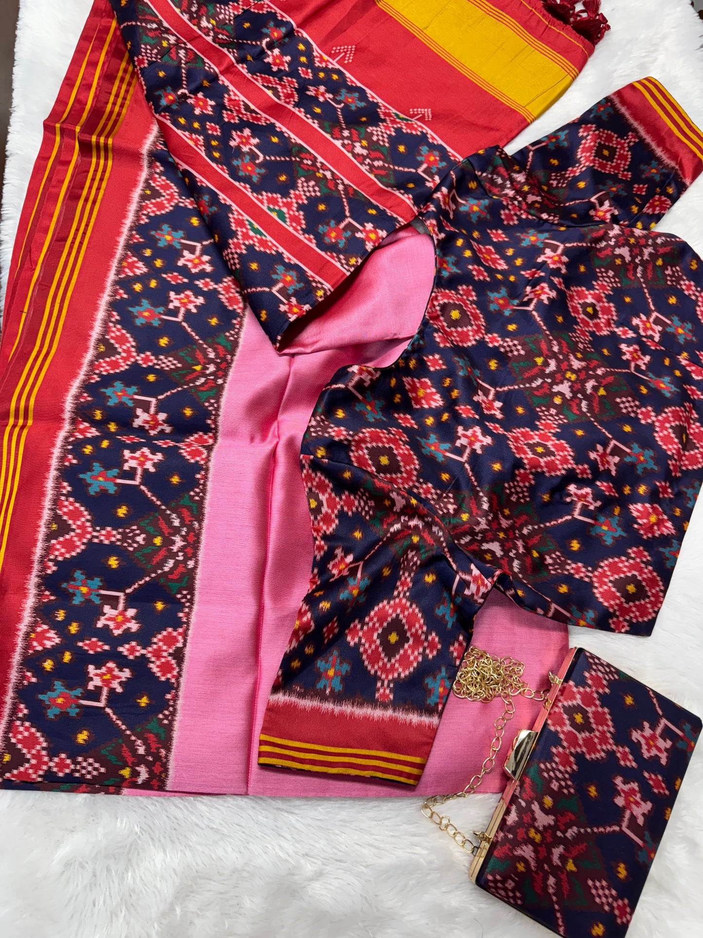 Patola saree-SR1157A