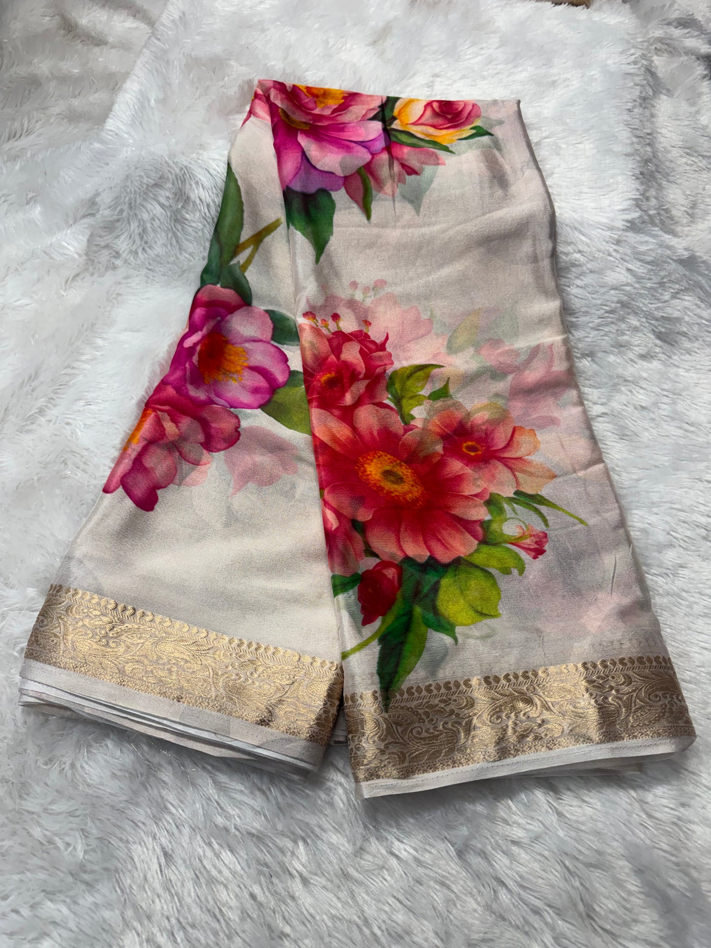 Chinnon digital print saree-SR1209K