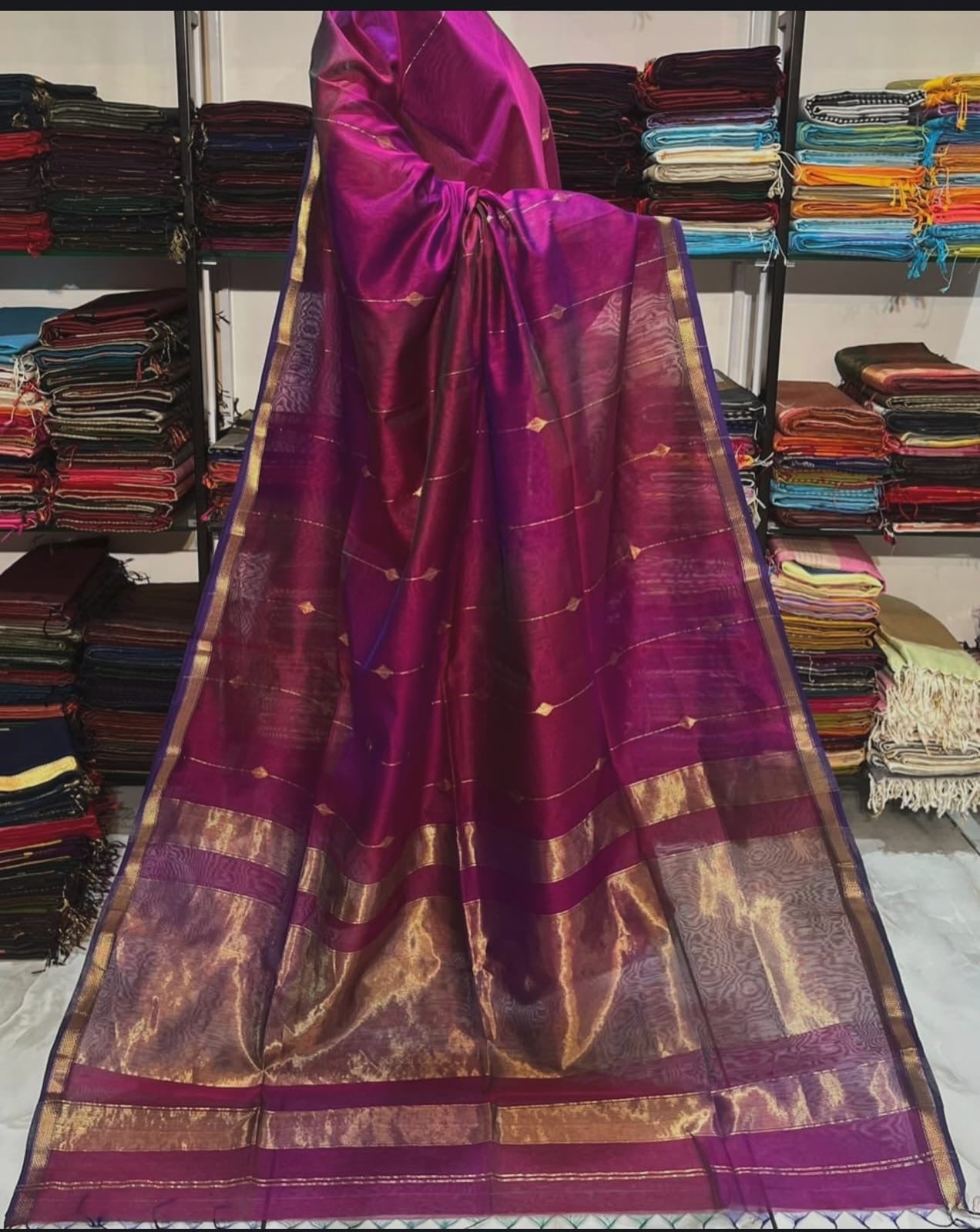 Handloom Maheswari silk sarees-SR1298I
