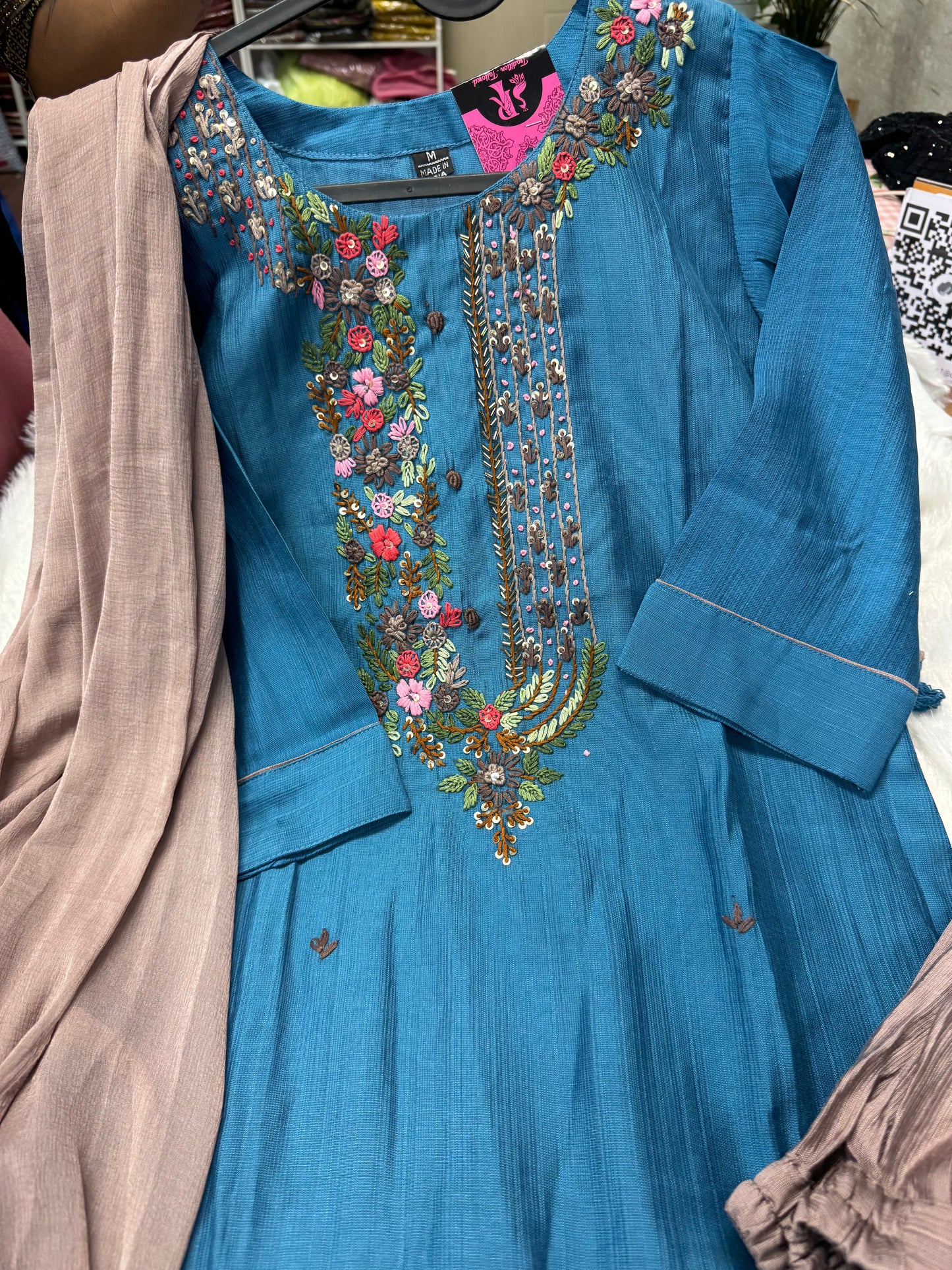 French knot work embroidery suit-SRS055C