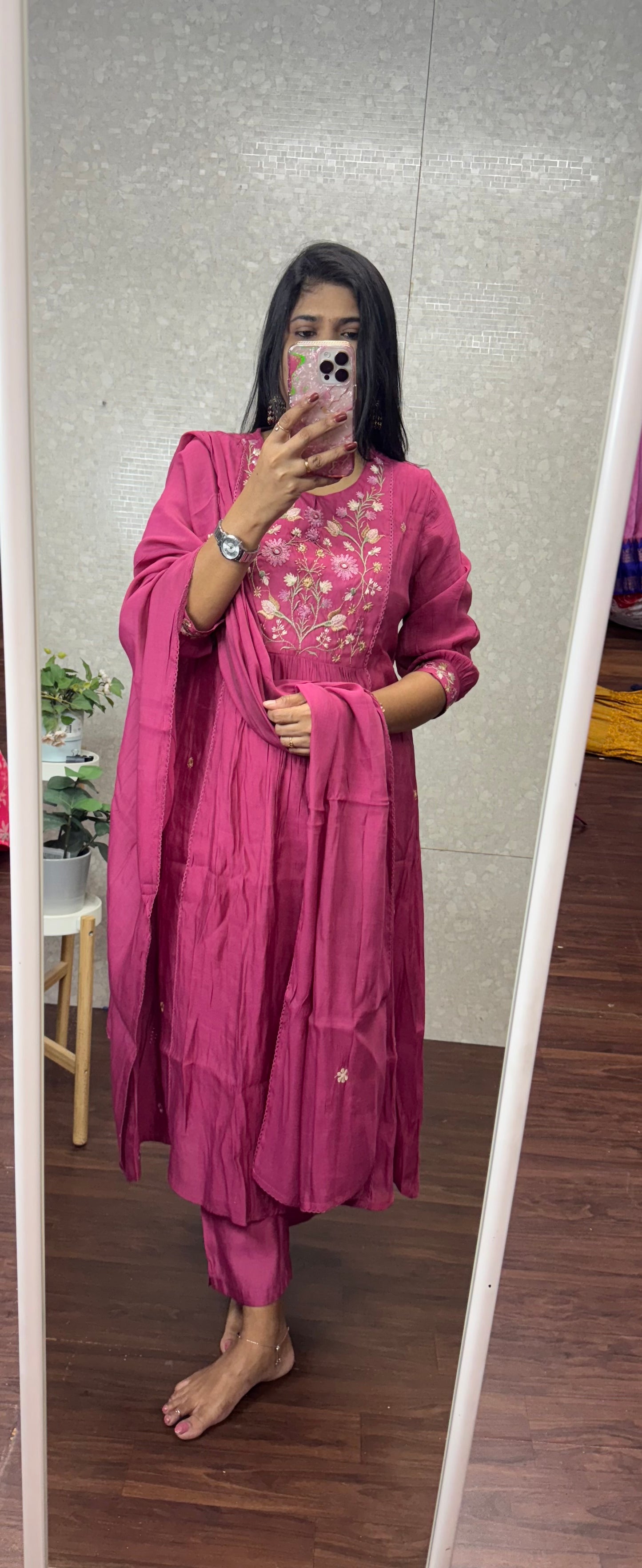 Mulchanderi suits-SRS034