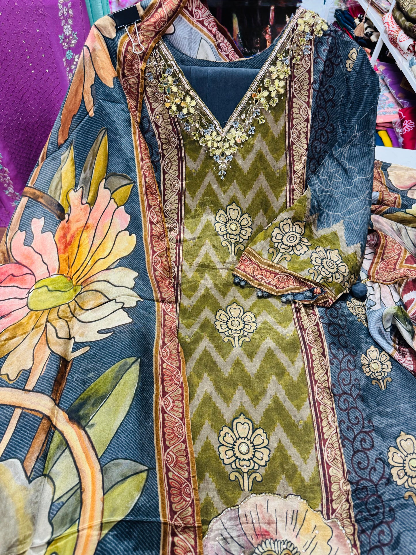 Kalamkari suit-SRS056C