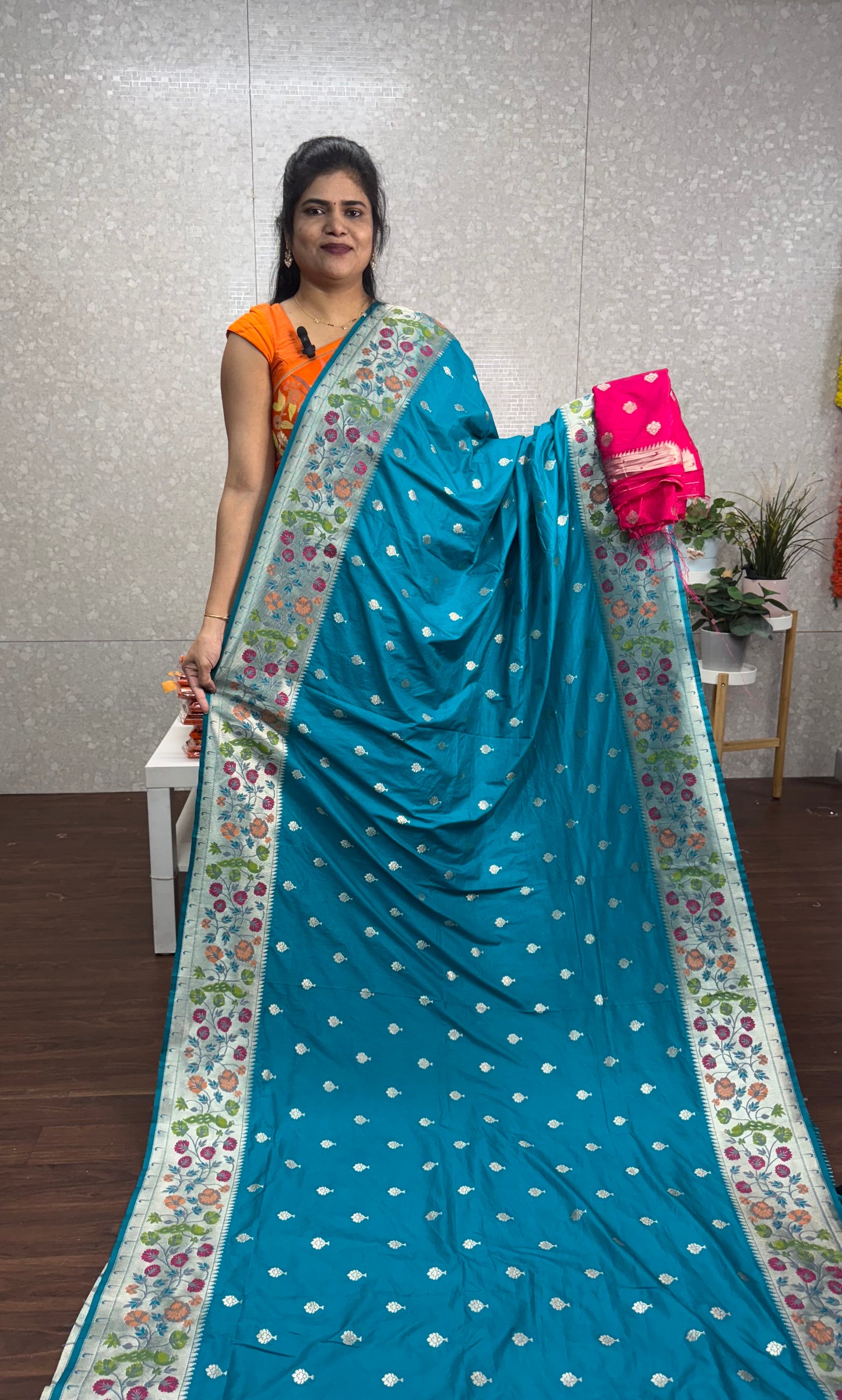 Munga silk Paithani-SR1066B