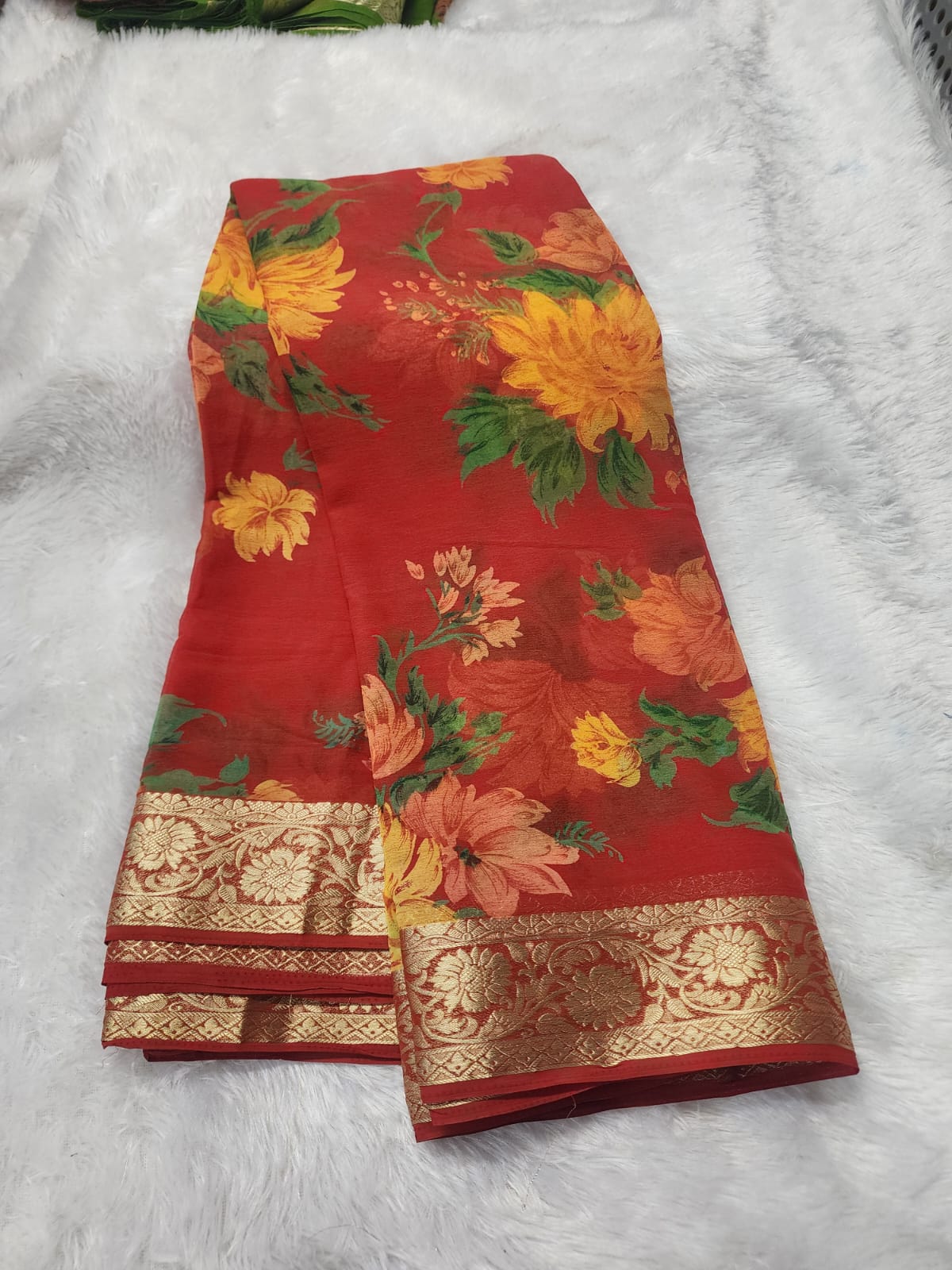 Soft chinnon digital print saree-SR1304E