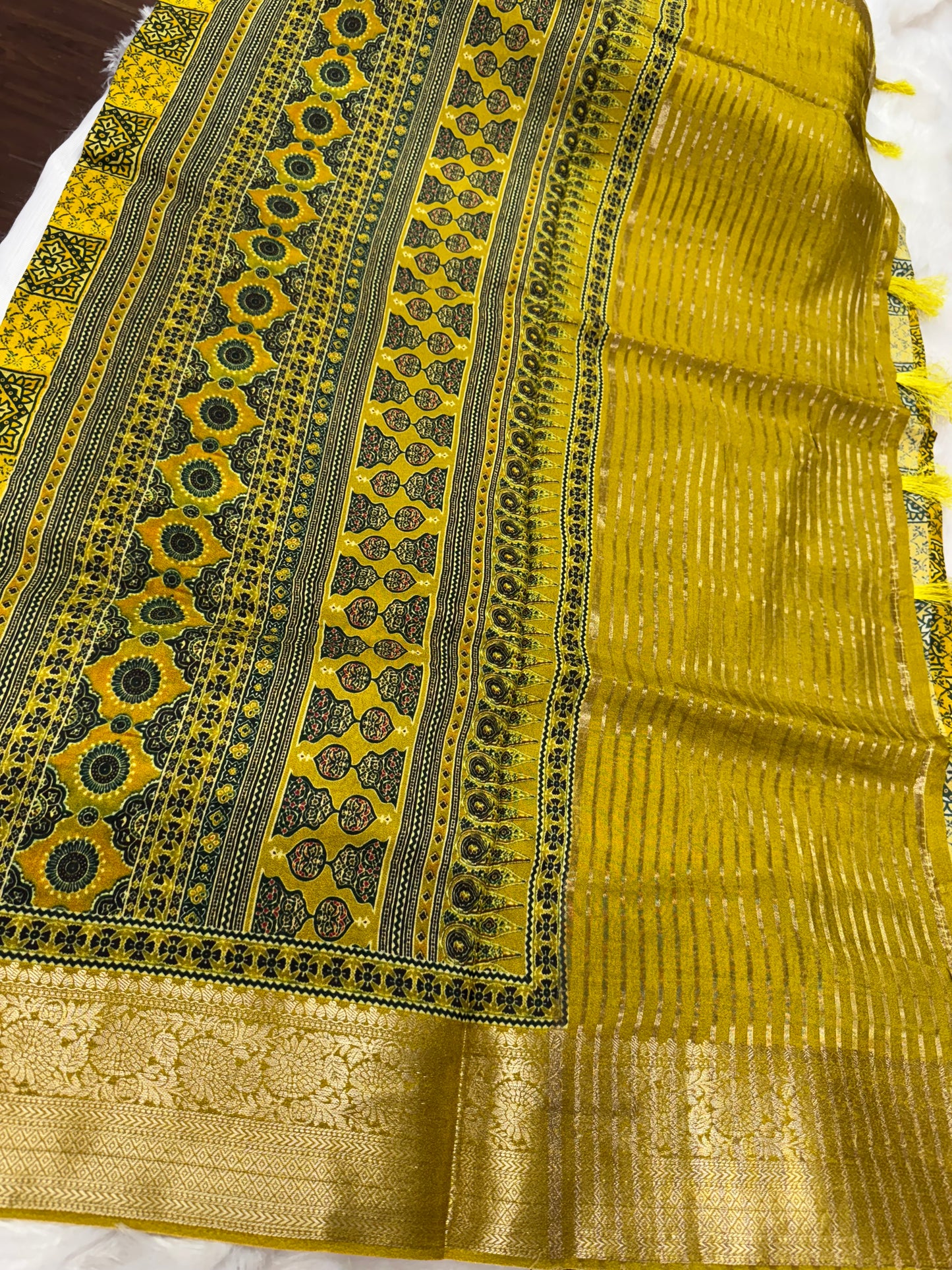 Kanchi crepesilk Ajrakh saree-SR1166B