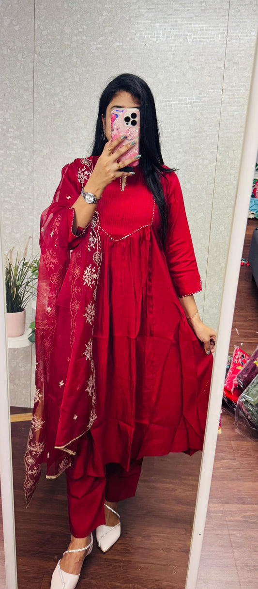 Roman silk Kantha work suit-SRS002