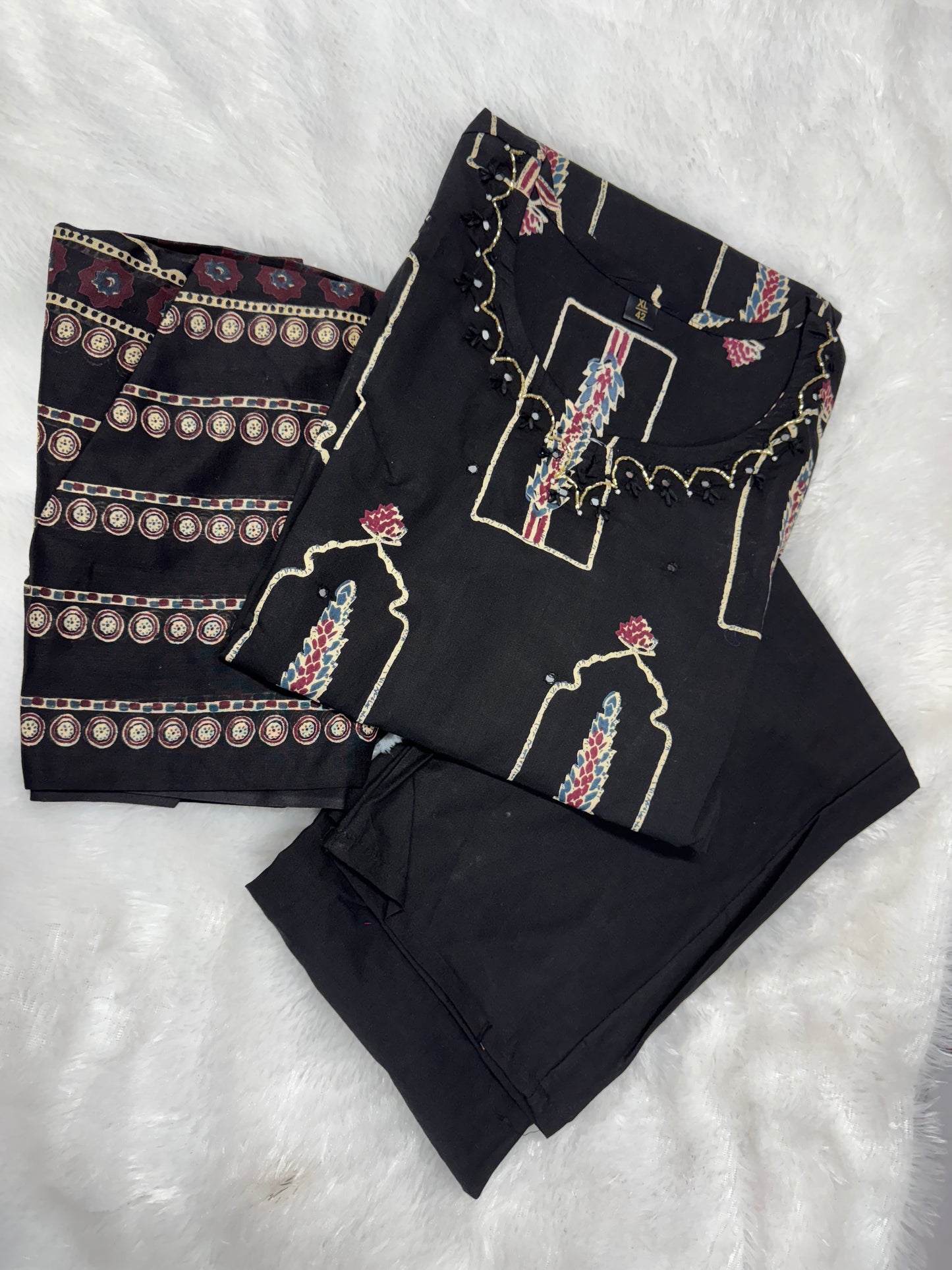 Cotton embroidery suit-SRS040E