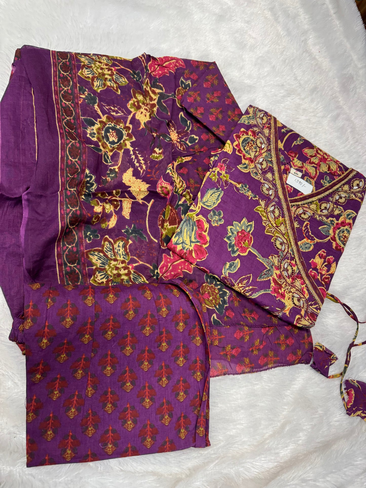 Cotton embroidery Anarkali set-SRSP014A