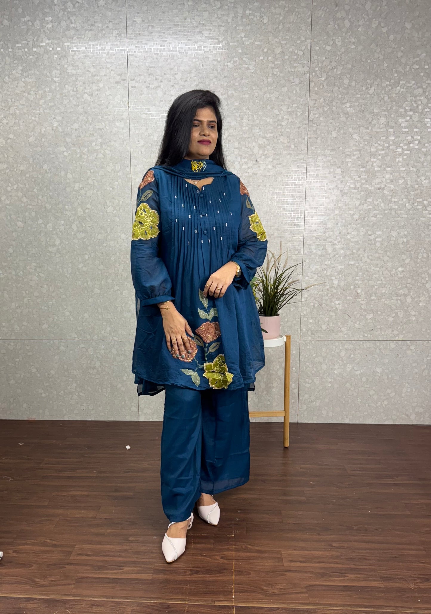 Mulchanderi Dress-SRS024