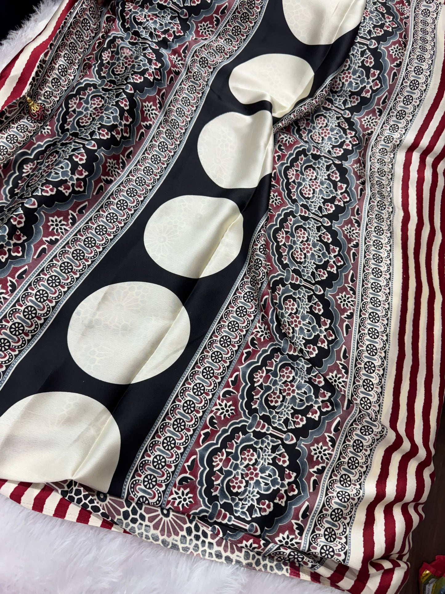 Ajrakh stripes saree-SR1069A