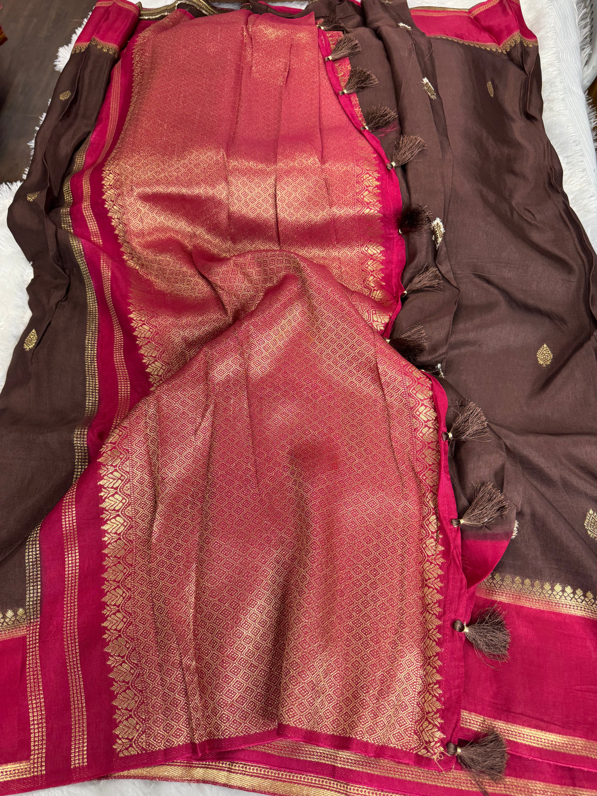 Russian crepe vintage sarees-SR1320