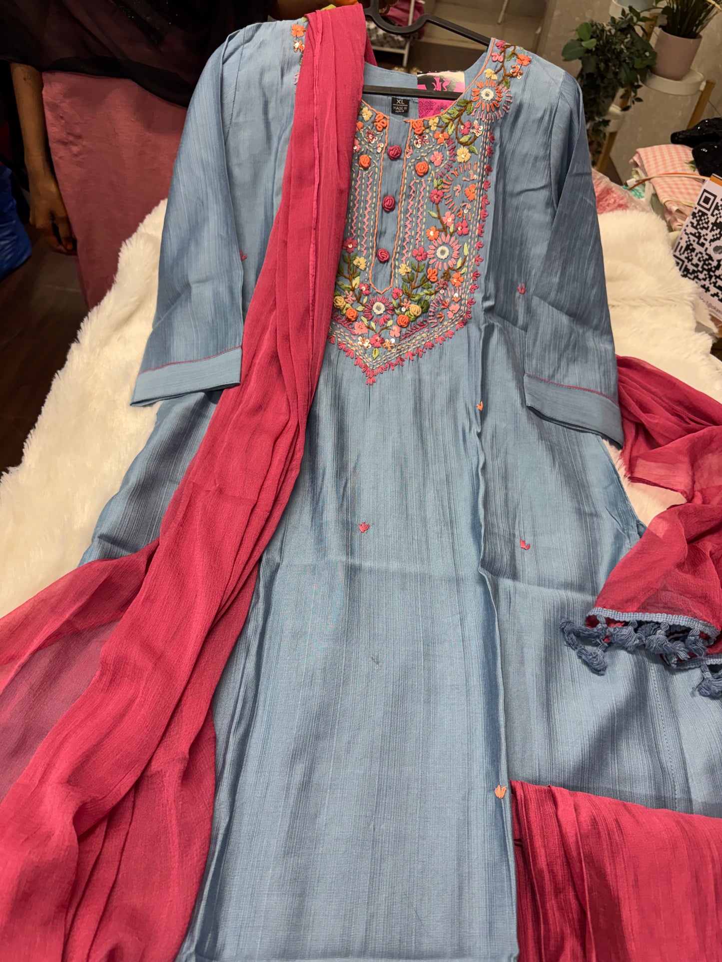 French knot work suit-SRS055G