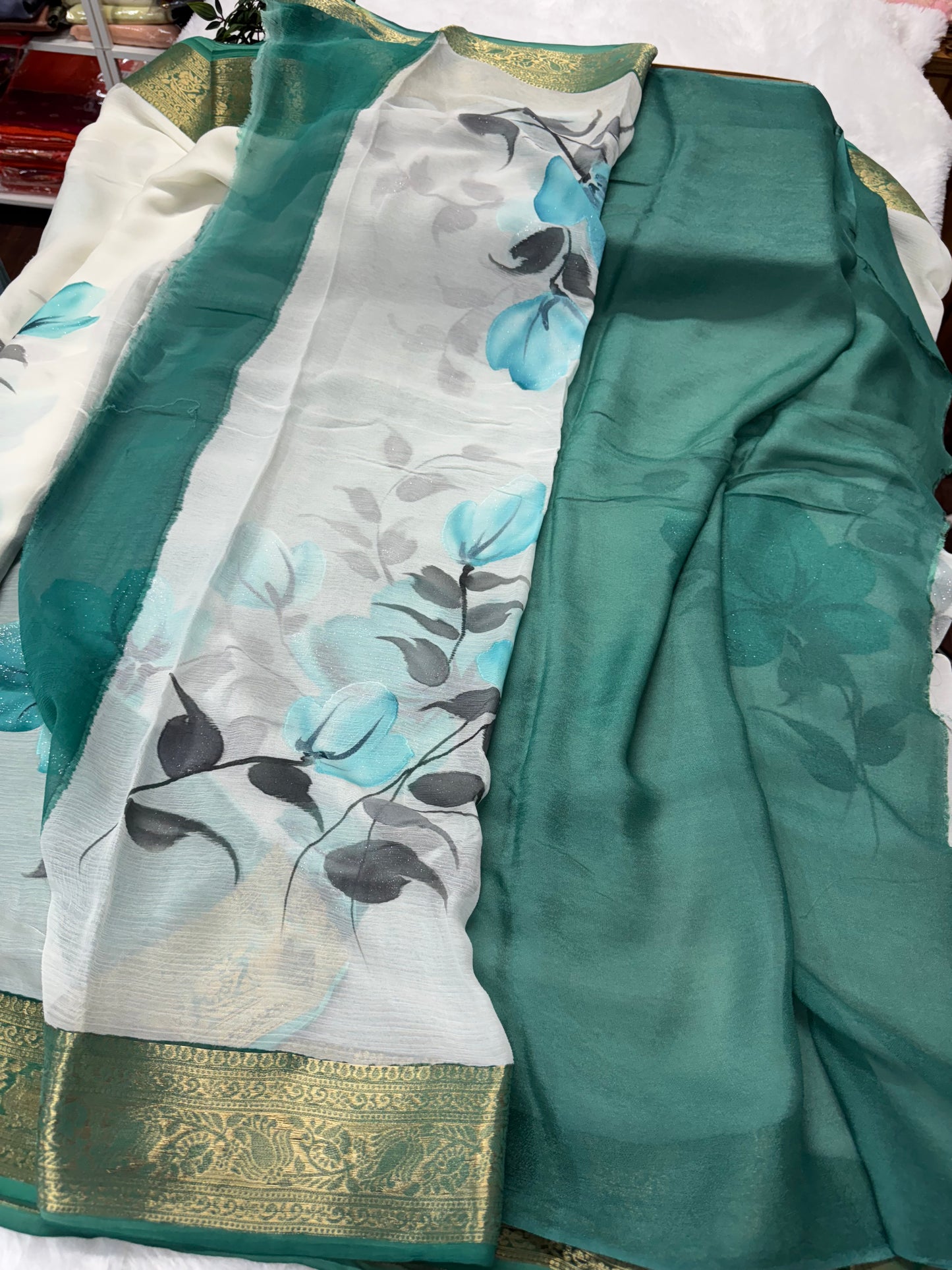 Chiffon handpaint saree_SR1015G