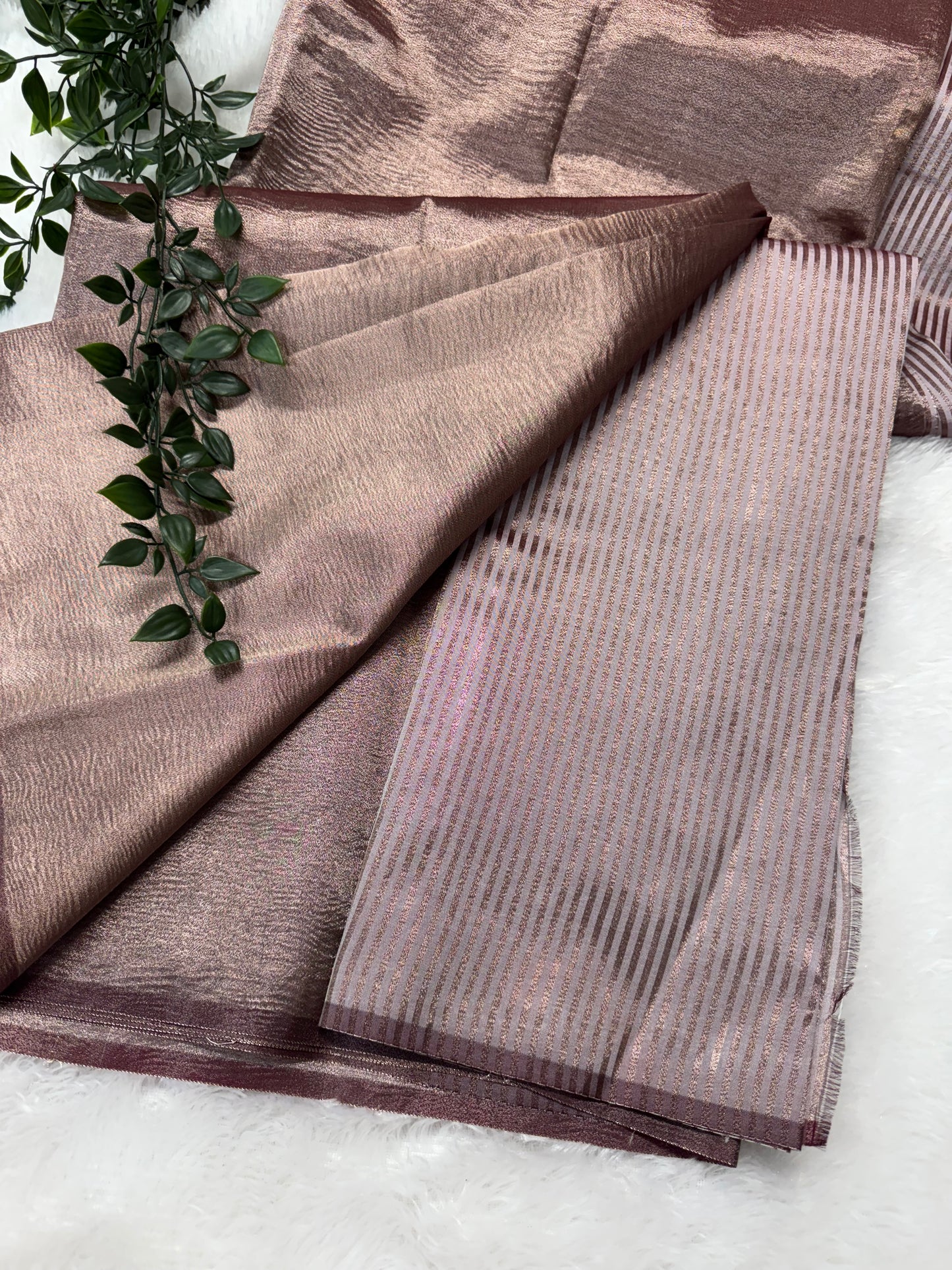Crush tissue saree-SRS028E