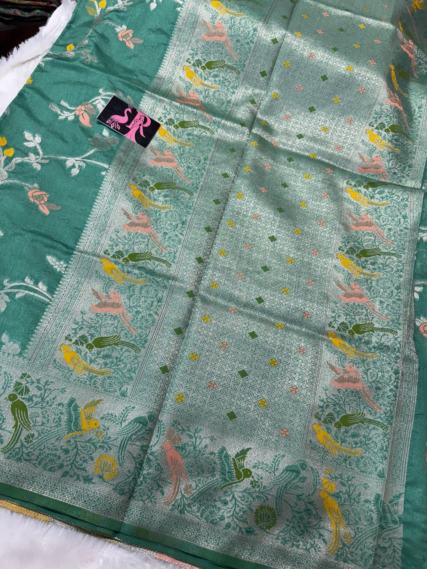 Munga Tassar Paithani -SR1053A